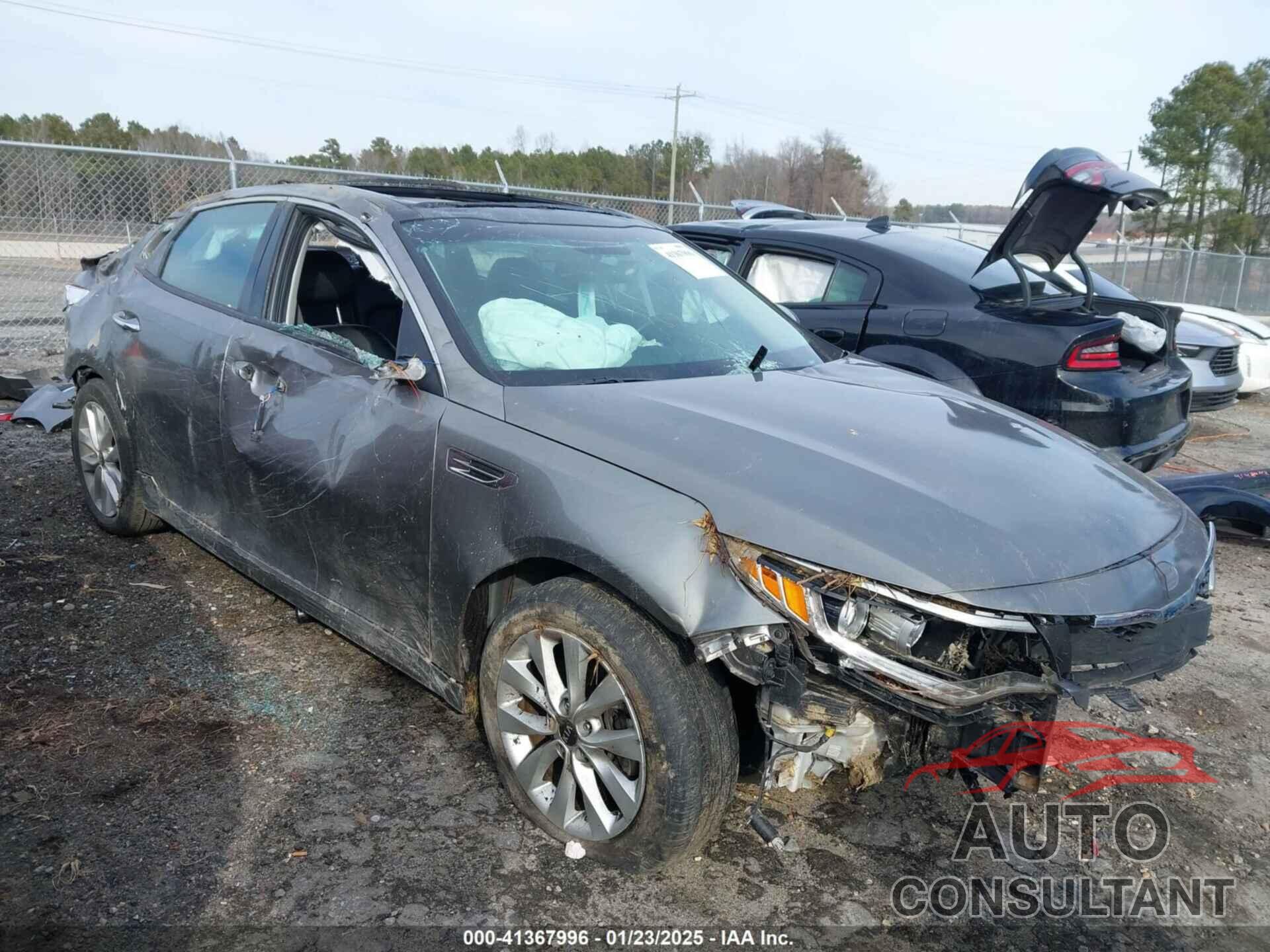 KIA OPTIMA 2018 - 5XXGU4L39JG220852