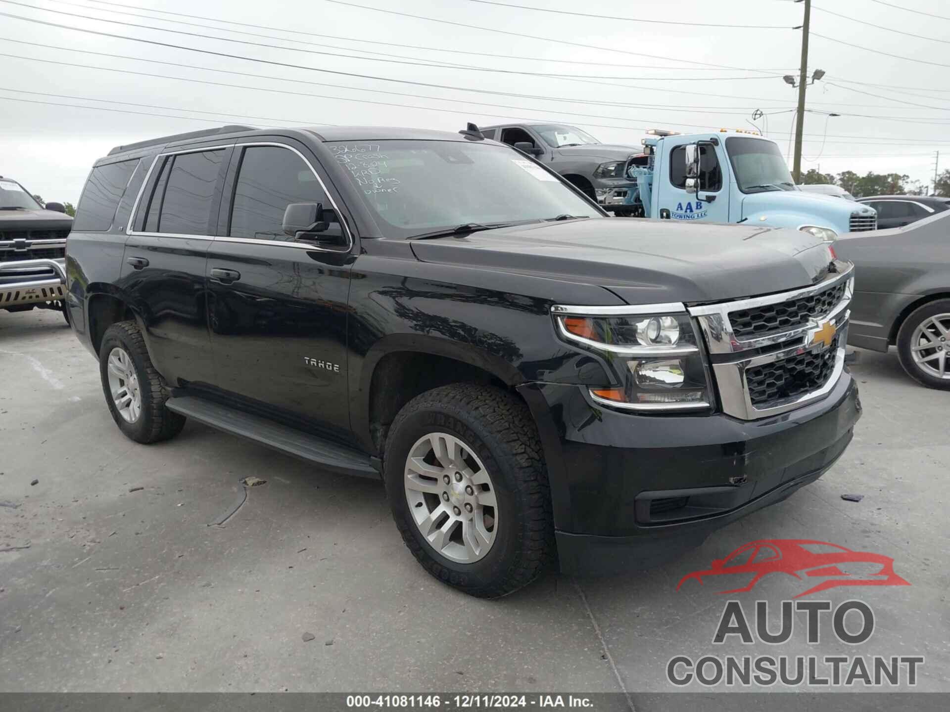 CHEVROLET TAHOE 2017 - 1GNSKBKC3HR173323