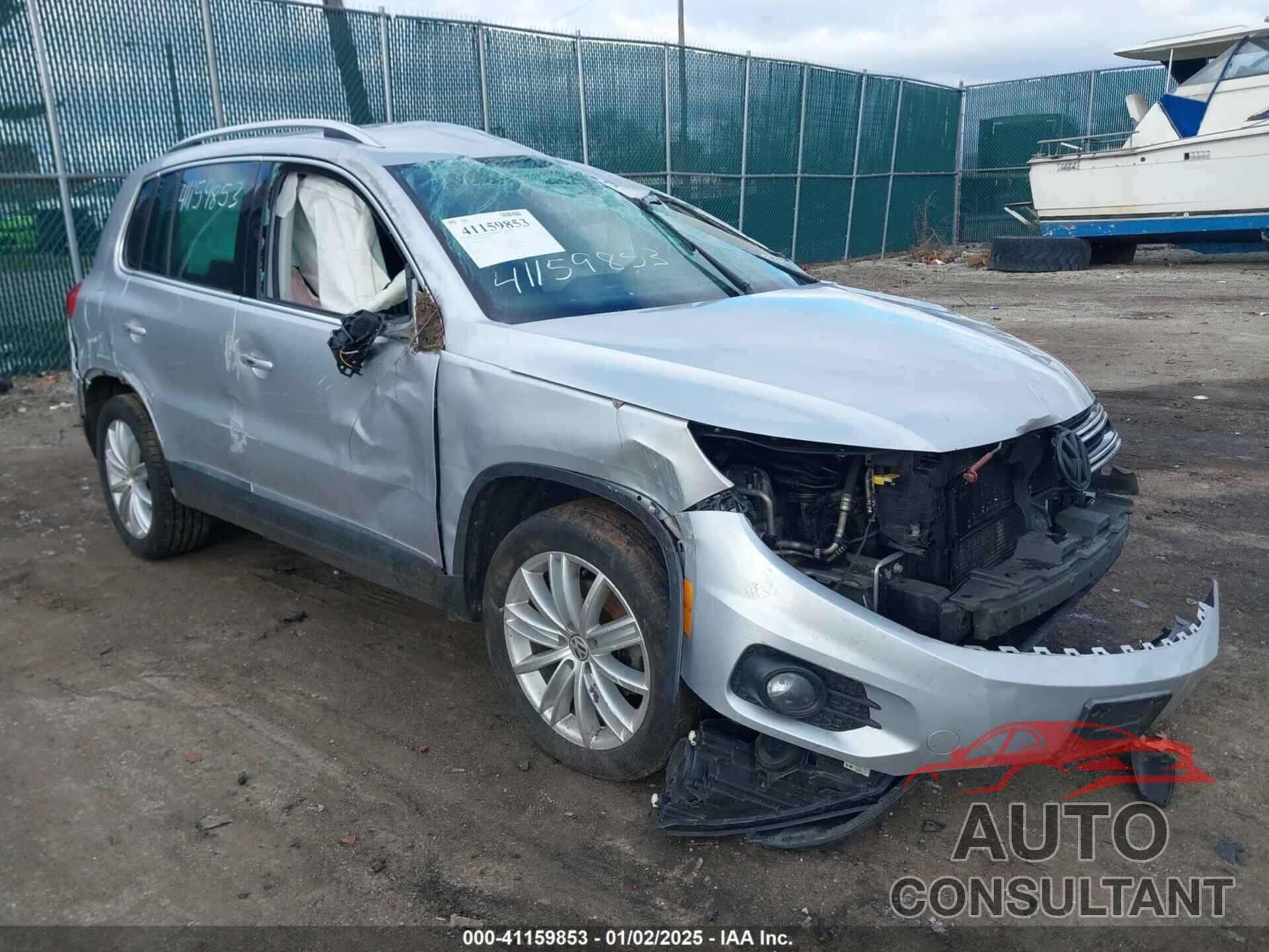 VOLKSWAGEN TIGUAN 2013 - WVGBV3AX4DW610991