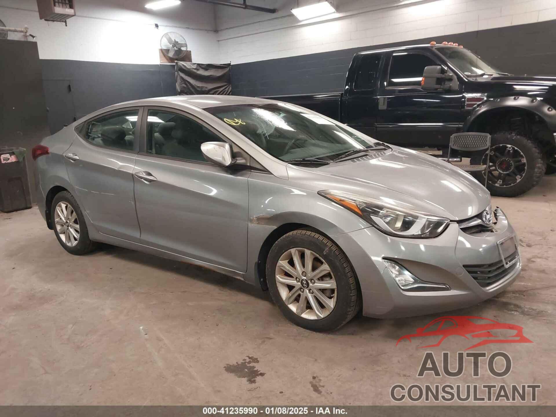 HYUNDAI ELANTRA 2015 - KMHDH4AE4FU387841