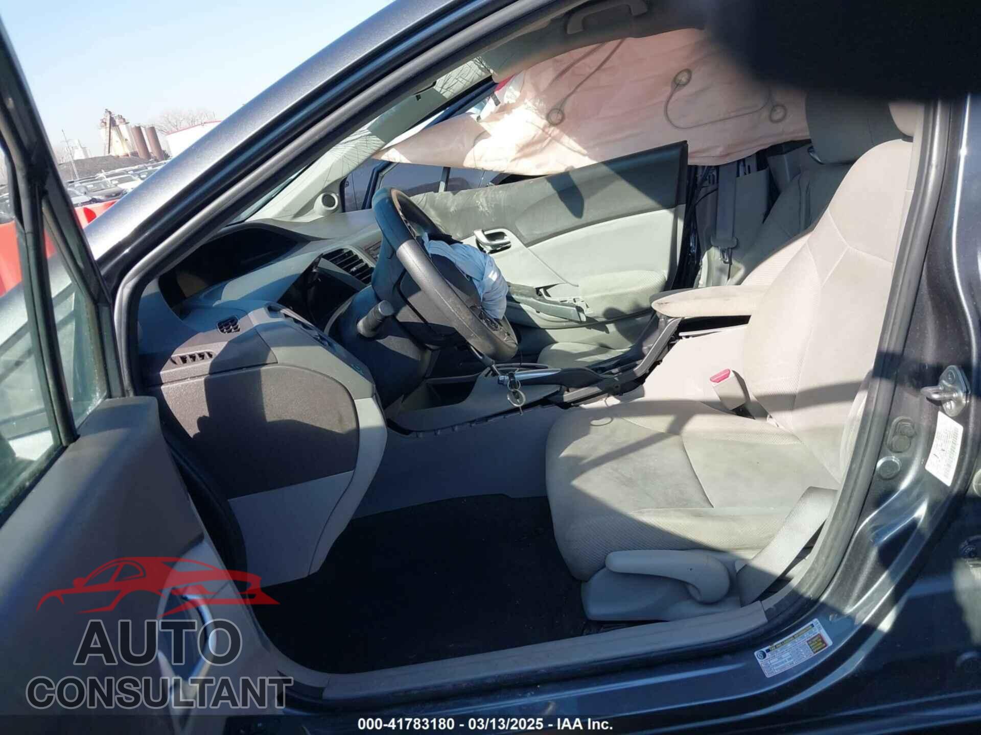 HONDA CIVIC 2012 - 19XFB2F88CE017444