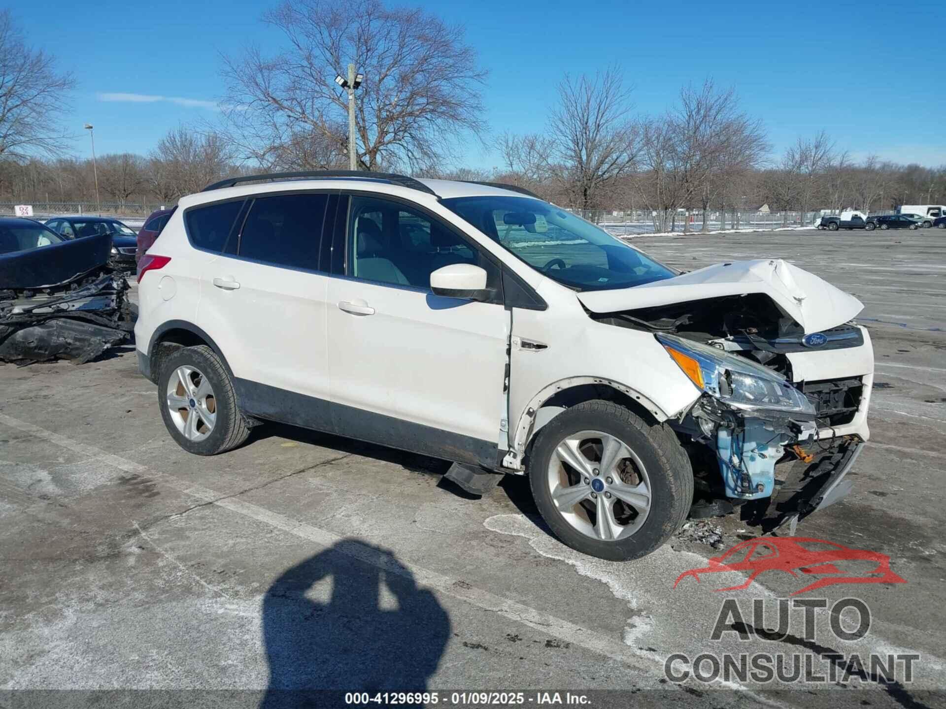 FORD ESCAPE 2016 - 1FMCU9GX8GUA88657