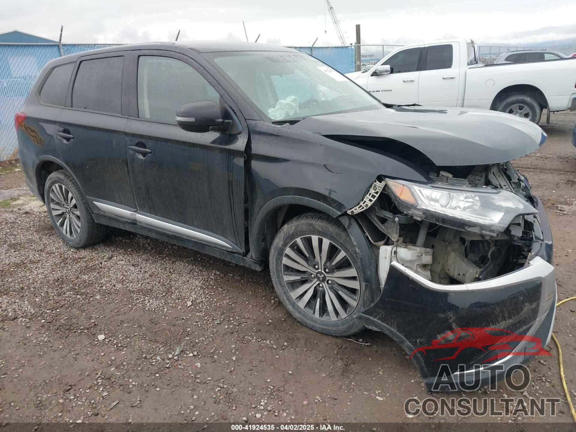 MITSUBISHI OUTLANDER 2019 - JA4AZ3A31KZ044098