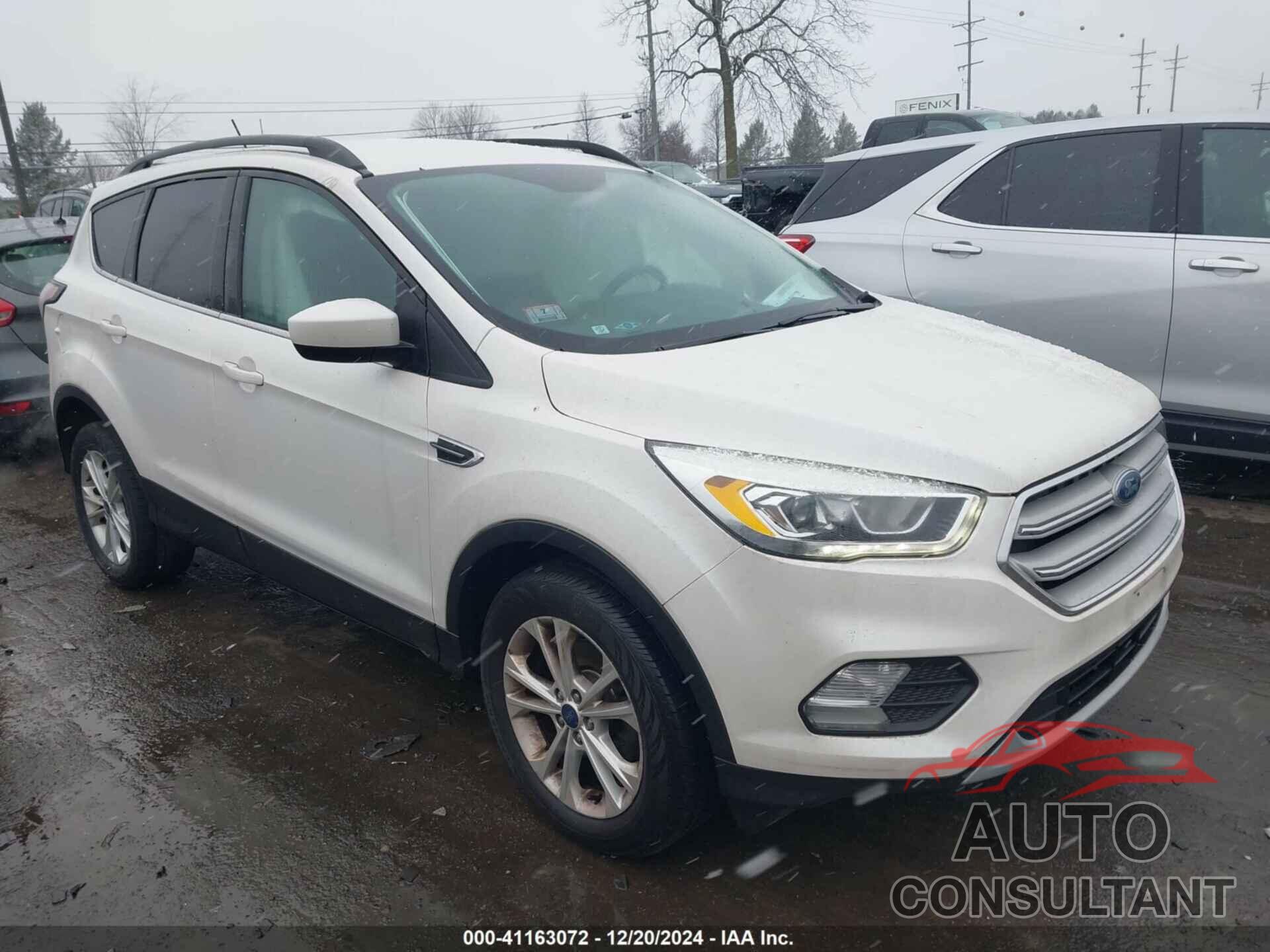 FORD ESCAPE 2018 - 1FMCU0HD1JUA08820