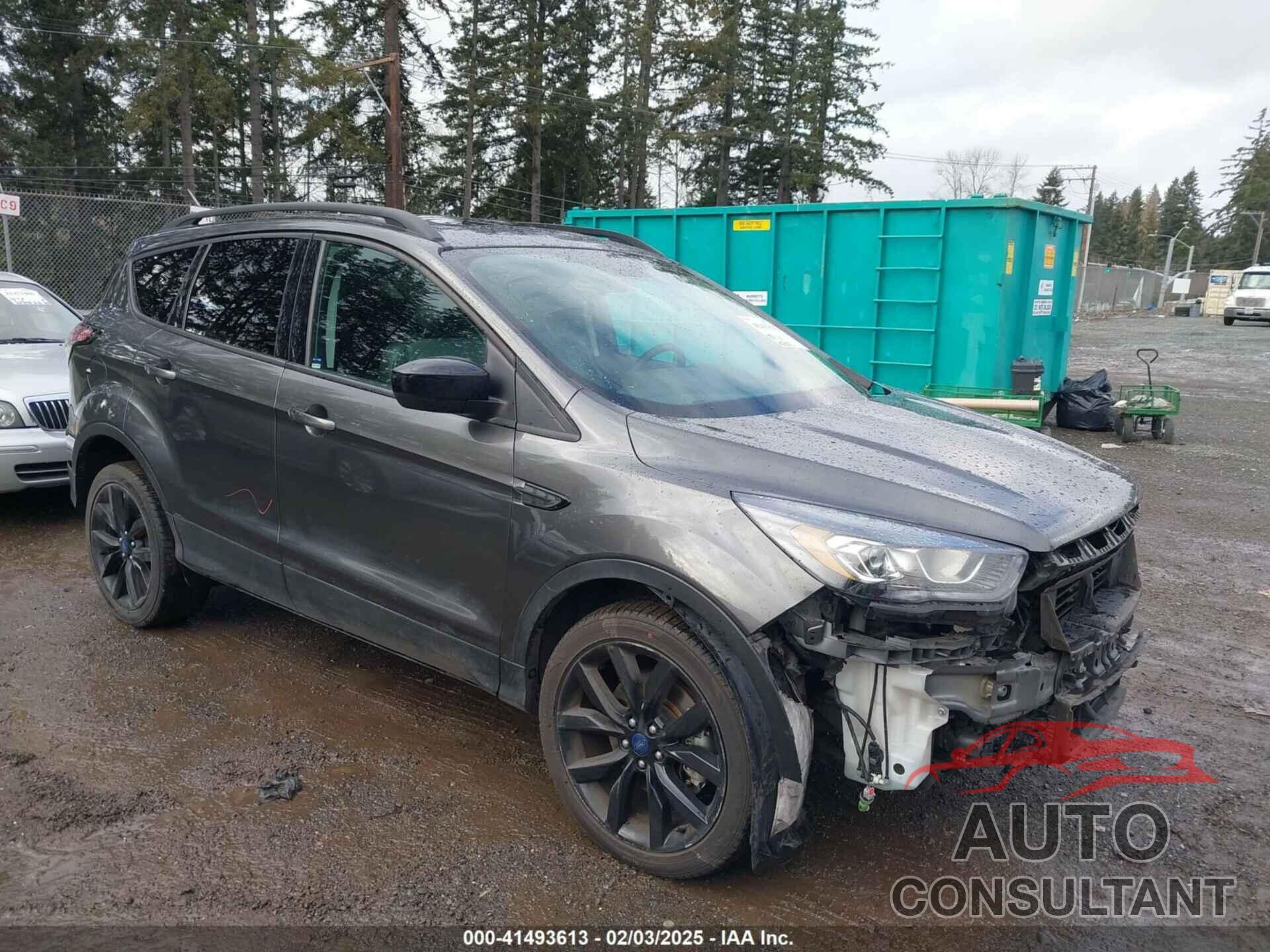 FORD ESCAPE 2017 - 1FMCU9G97HUE97915