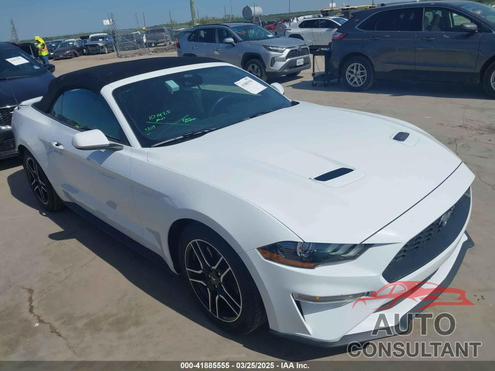 FORD MUSTANG 2023 - 1FATP8UH4P5107871