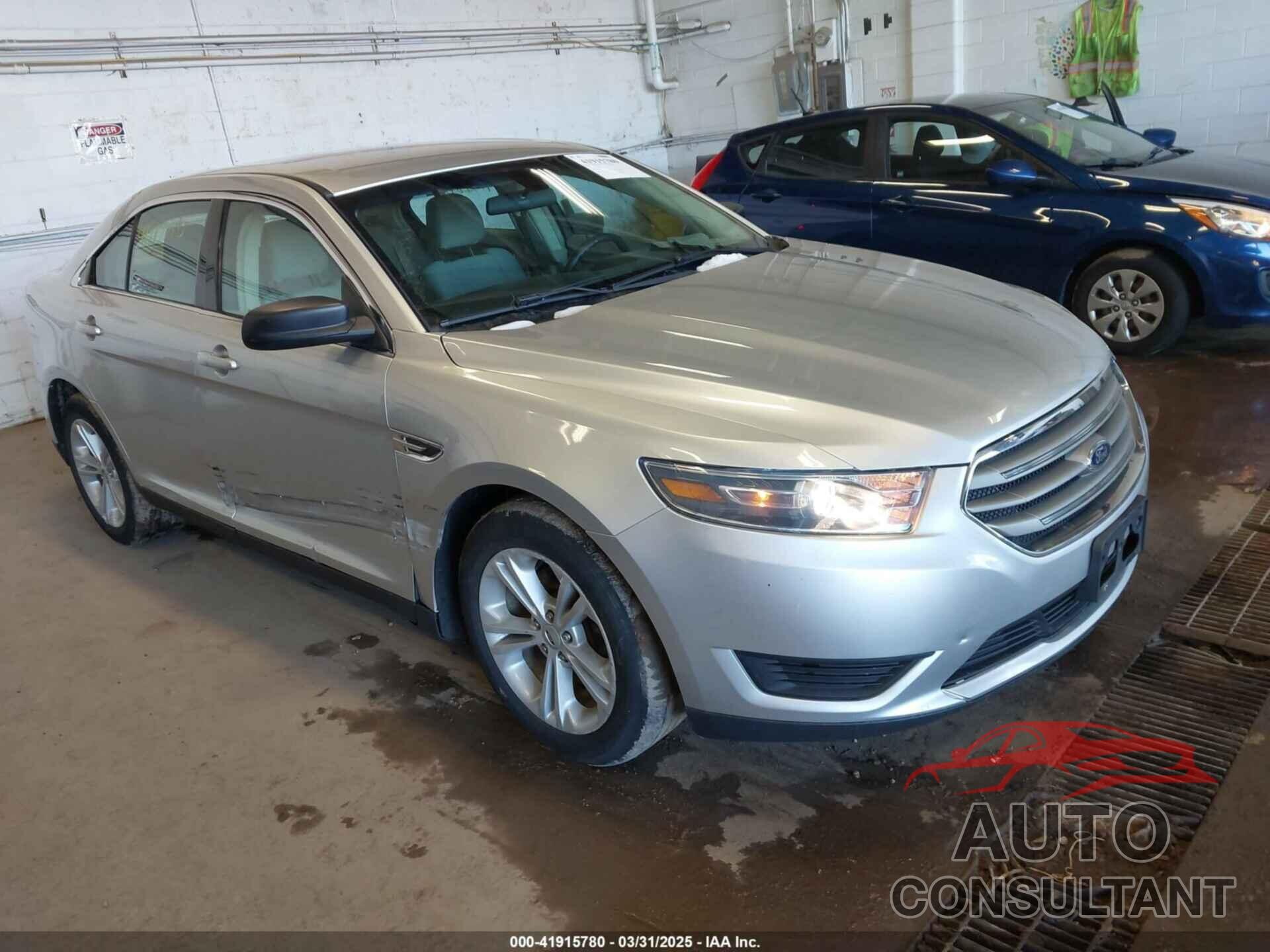 FORD TAURUS 2015 - 1FAHP2D82FG183546