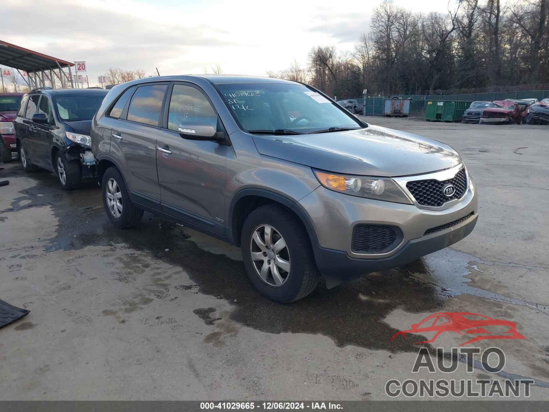 KIA SORENTO 2012 - 5XYKTCA69CG292489