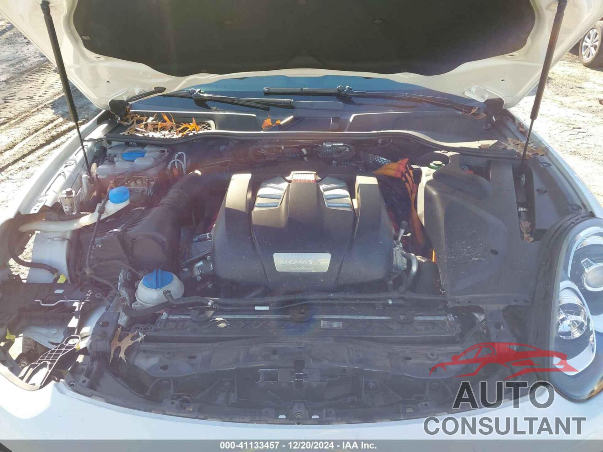 PORSCHE CAYENNE E-HYBRID 2015 - WP1AE2A23FLA52956