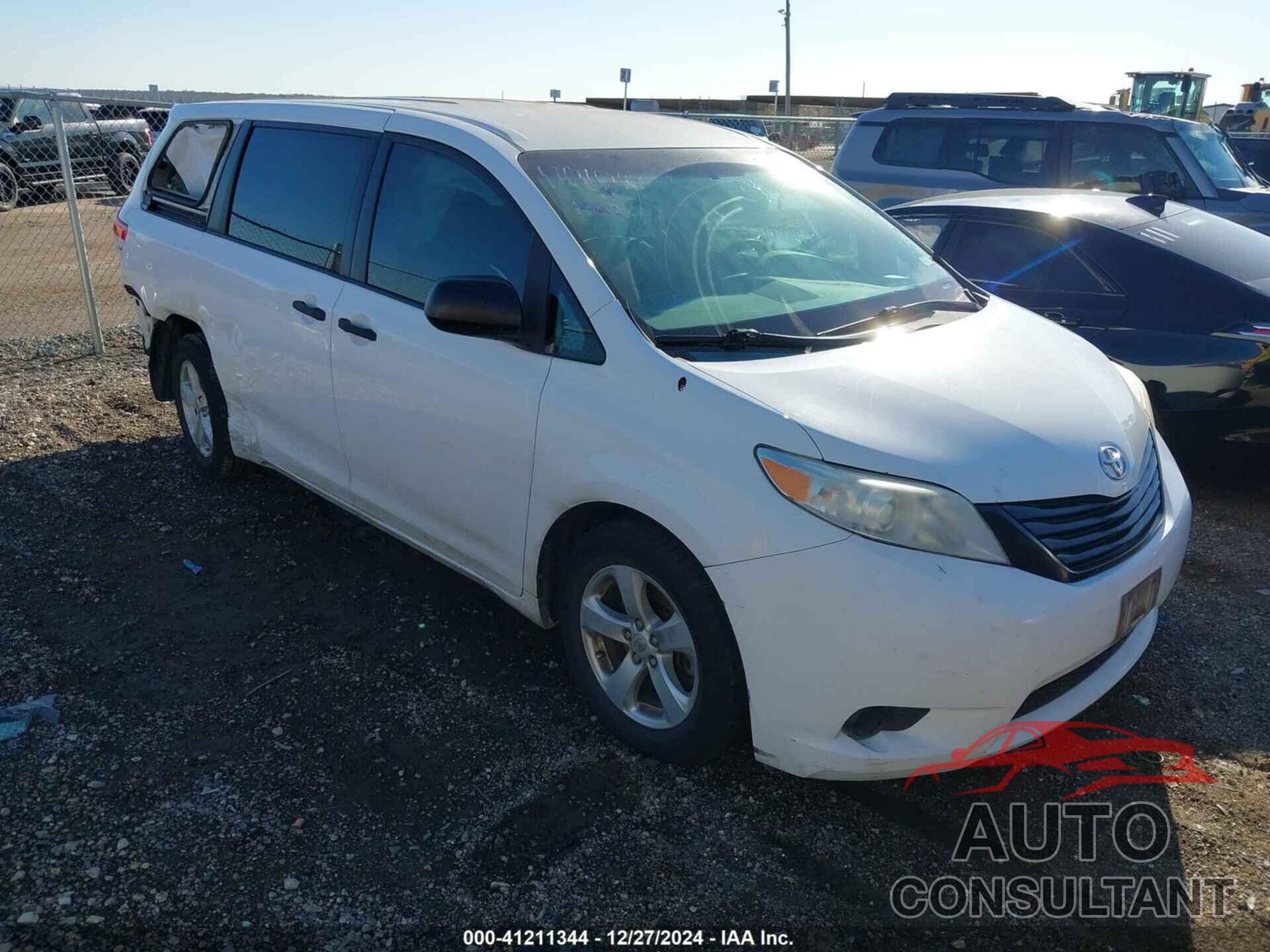 TOYOTA SIENNA 2014 - 5TDZK3DC4ES467966