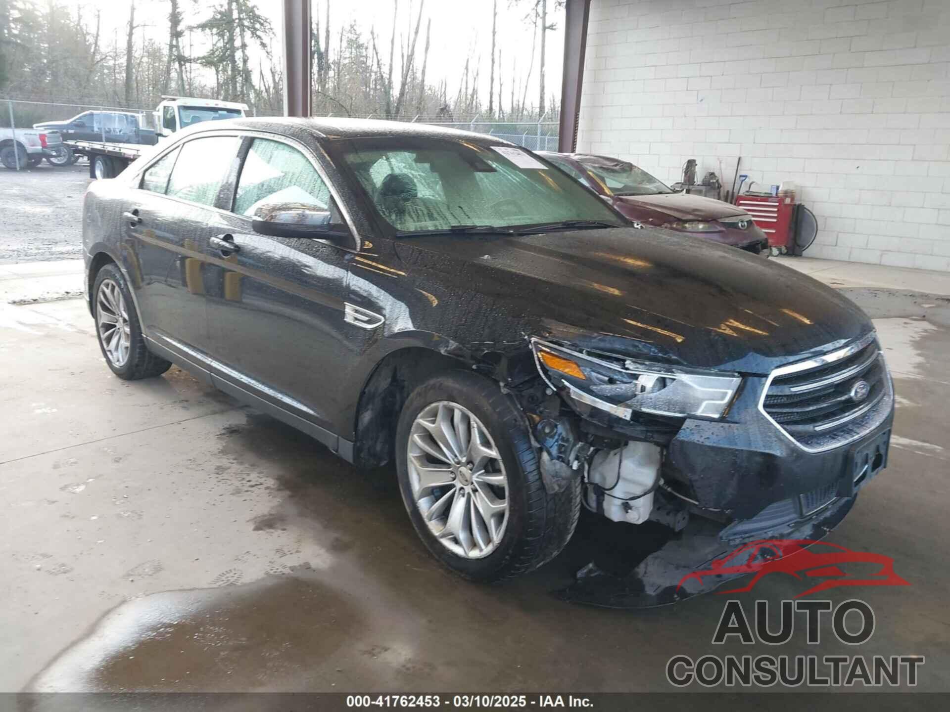 FORD TAURUS 2019 - 1FAHP2F81KG110790