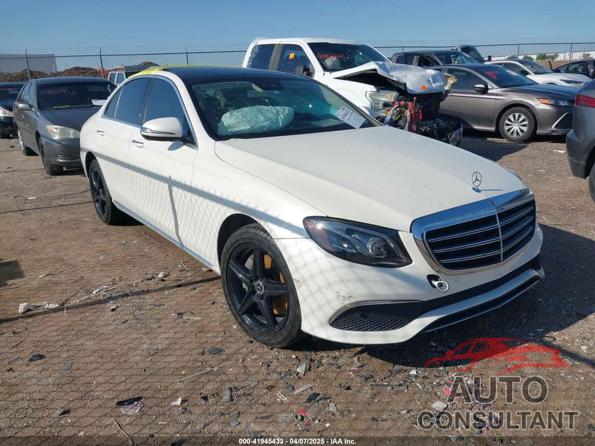 MERCEDES-BENZ E 300 2017 - WDDZF4JB3HA285642