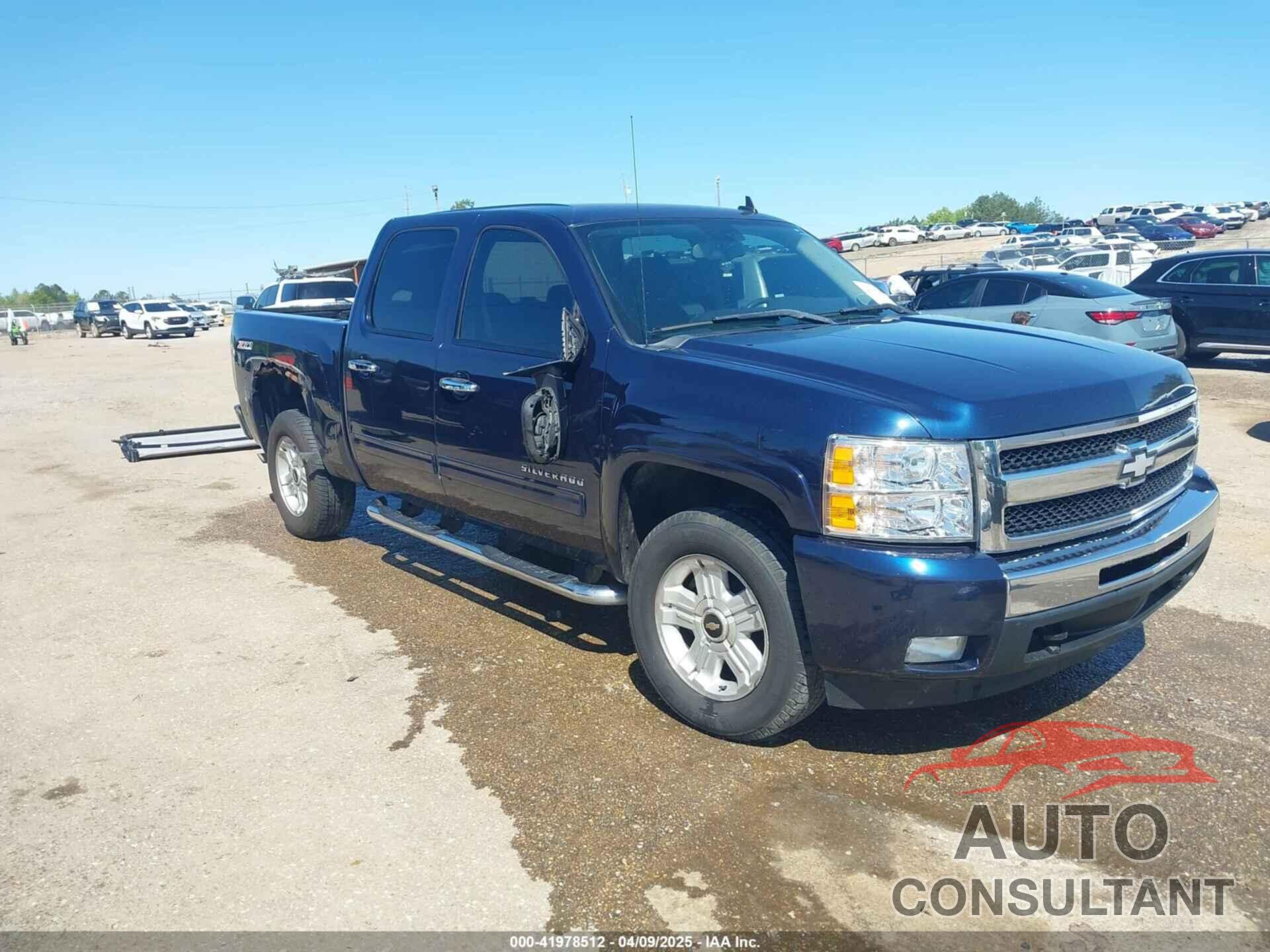 CHEVROLET SILVERADO 1500 2011 - 1GCPKSE34BF172359