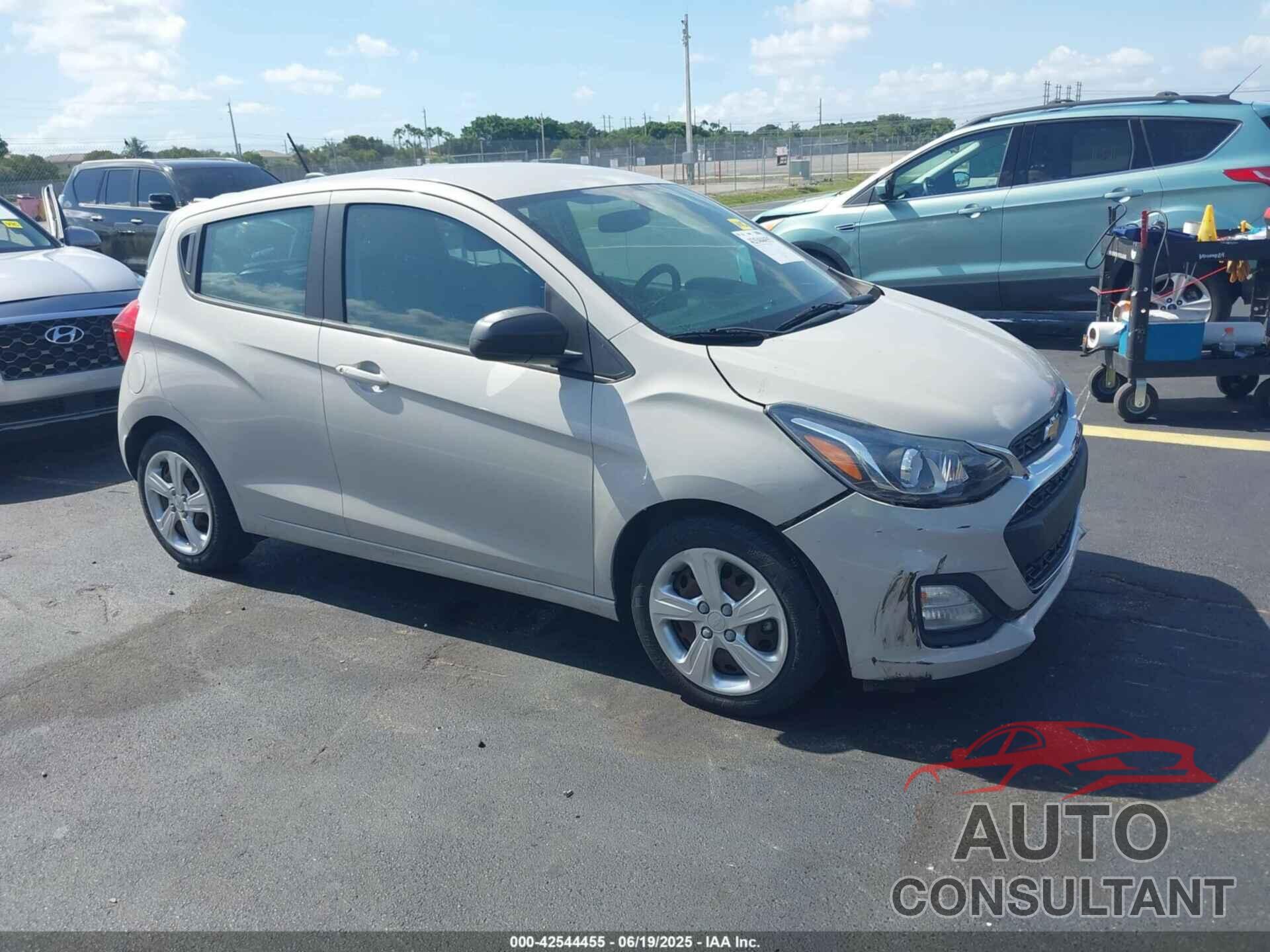 CHEVROLET SPARK 2019 - KL8CB6SA5KC807835