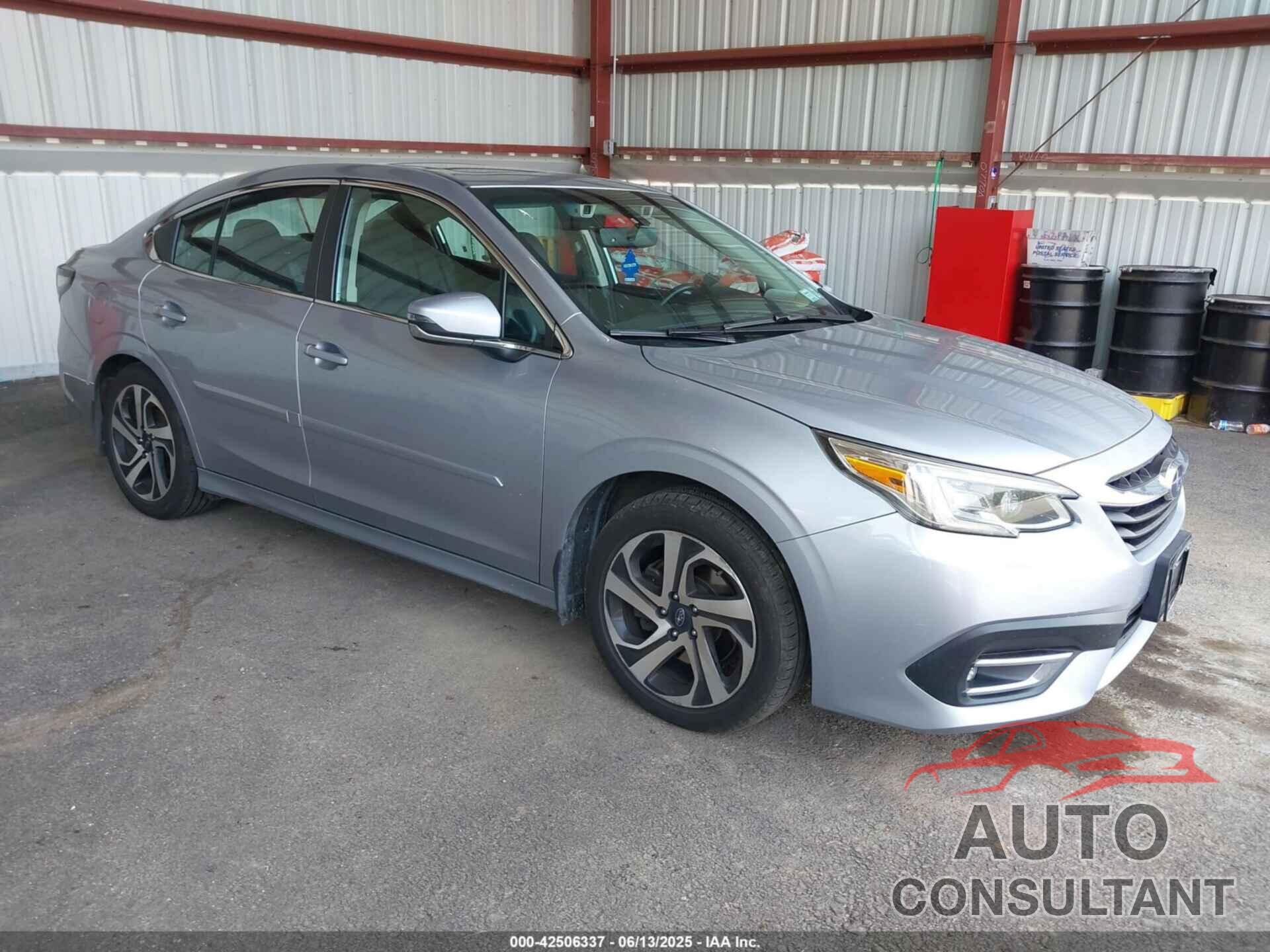 SUBARU LEGACY 2021 - 4S3BWGN64M3019104