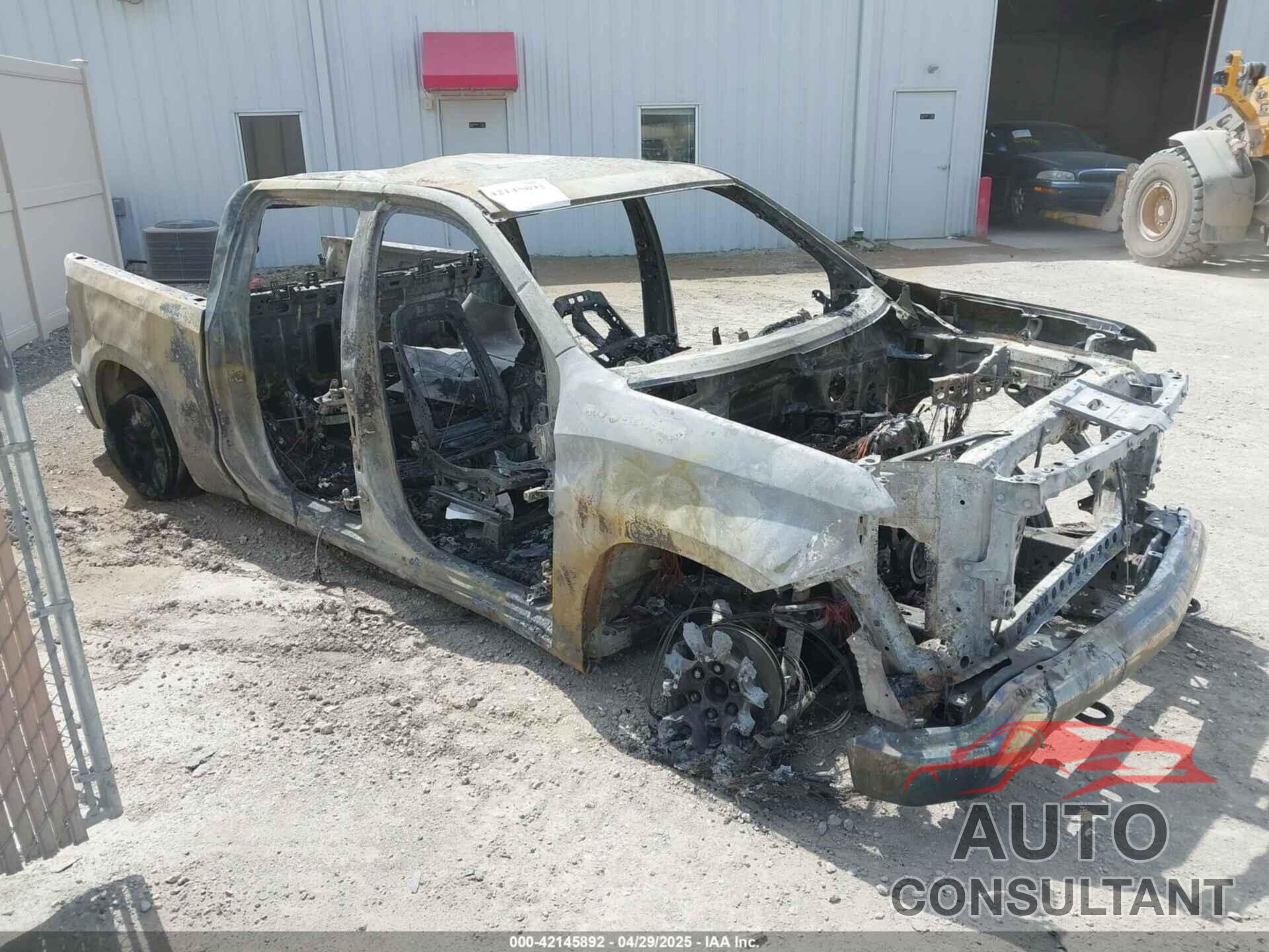 CHEVROLET SILVERADO 1500 2024 - 1GCPDKEK9RZ232730