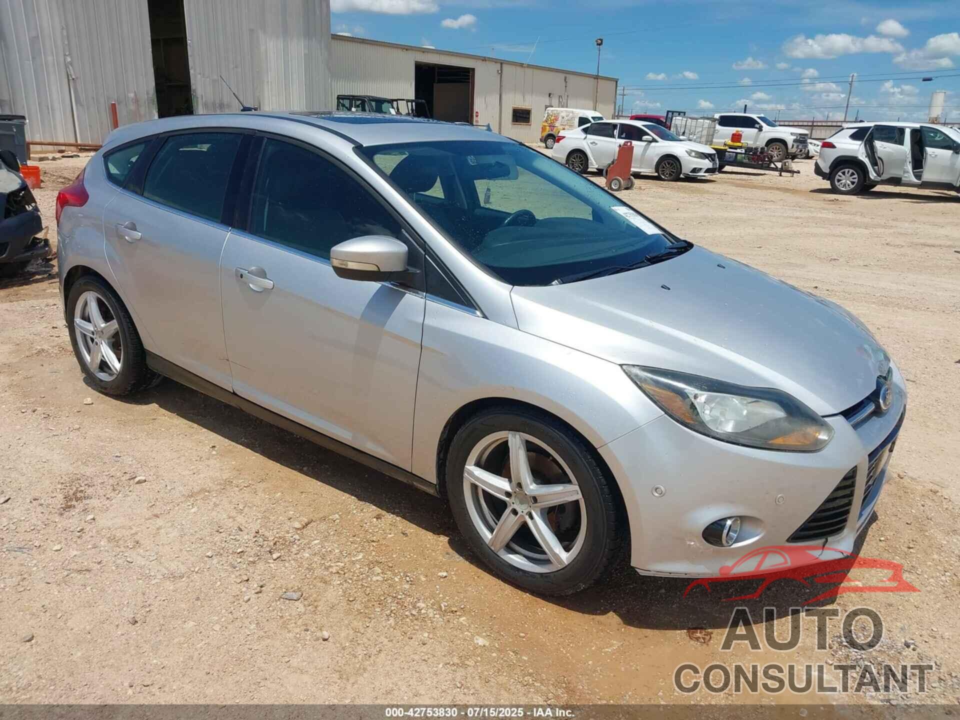 FORD FOCUS 2013 - 1FADP3N27DL184307