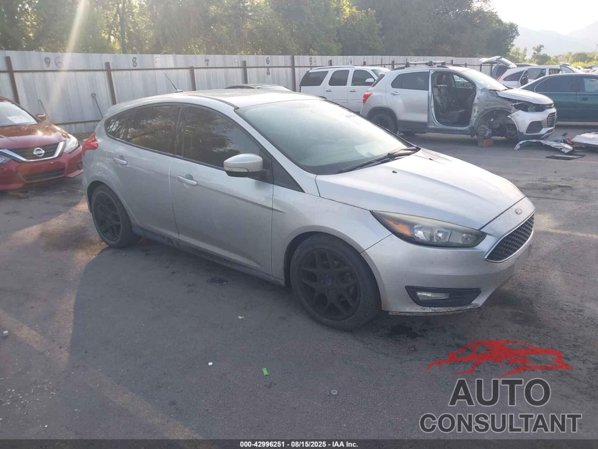 FORD FOCUS 2016 - 1FADP3K20GL360476