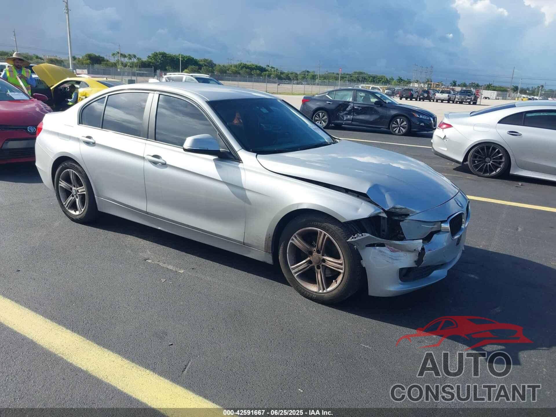 BMW 320I 2015 - WBA3B1G53FNT05936