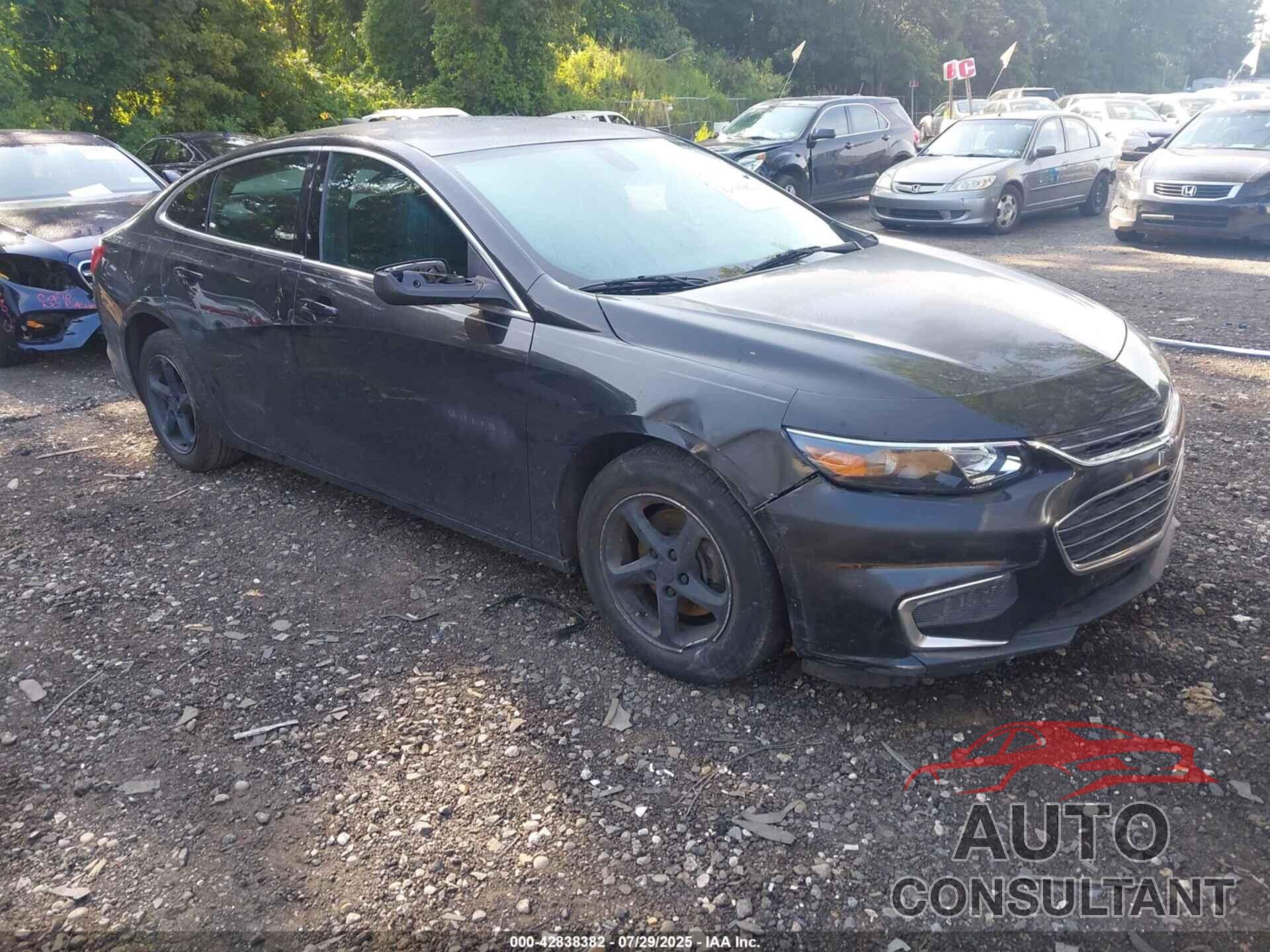 CHEVROLET MALIBU 2017 - 1G1ZB5ST0HF103667