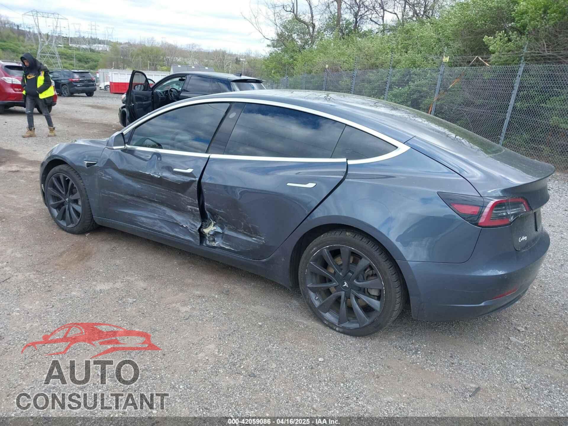 TESLA MODEL 3 2020 - 5YJ3E1EB2LF646449