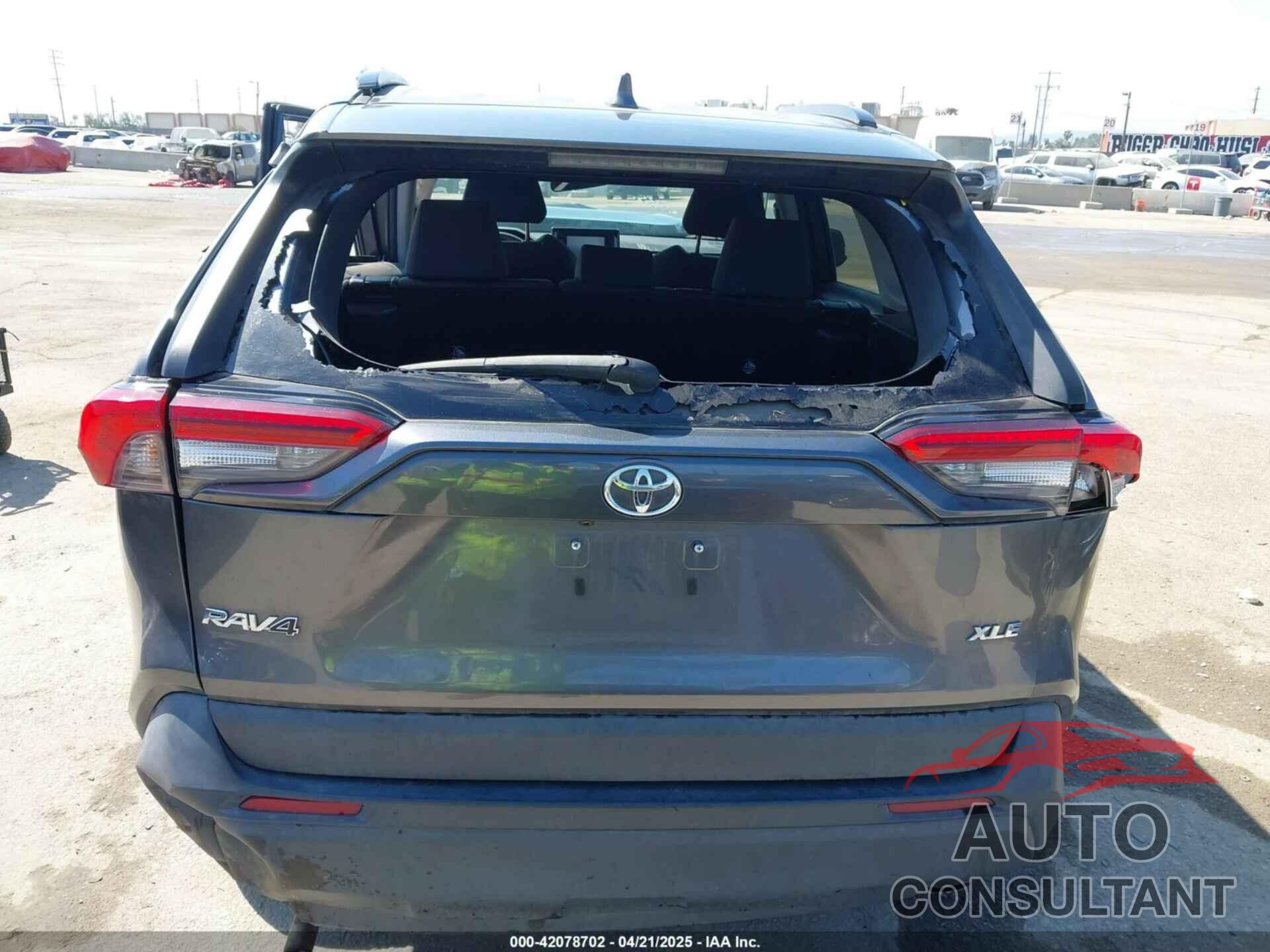 TOYOTA RAV4 2021 - 2T3W1RFV4MC126881