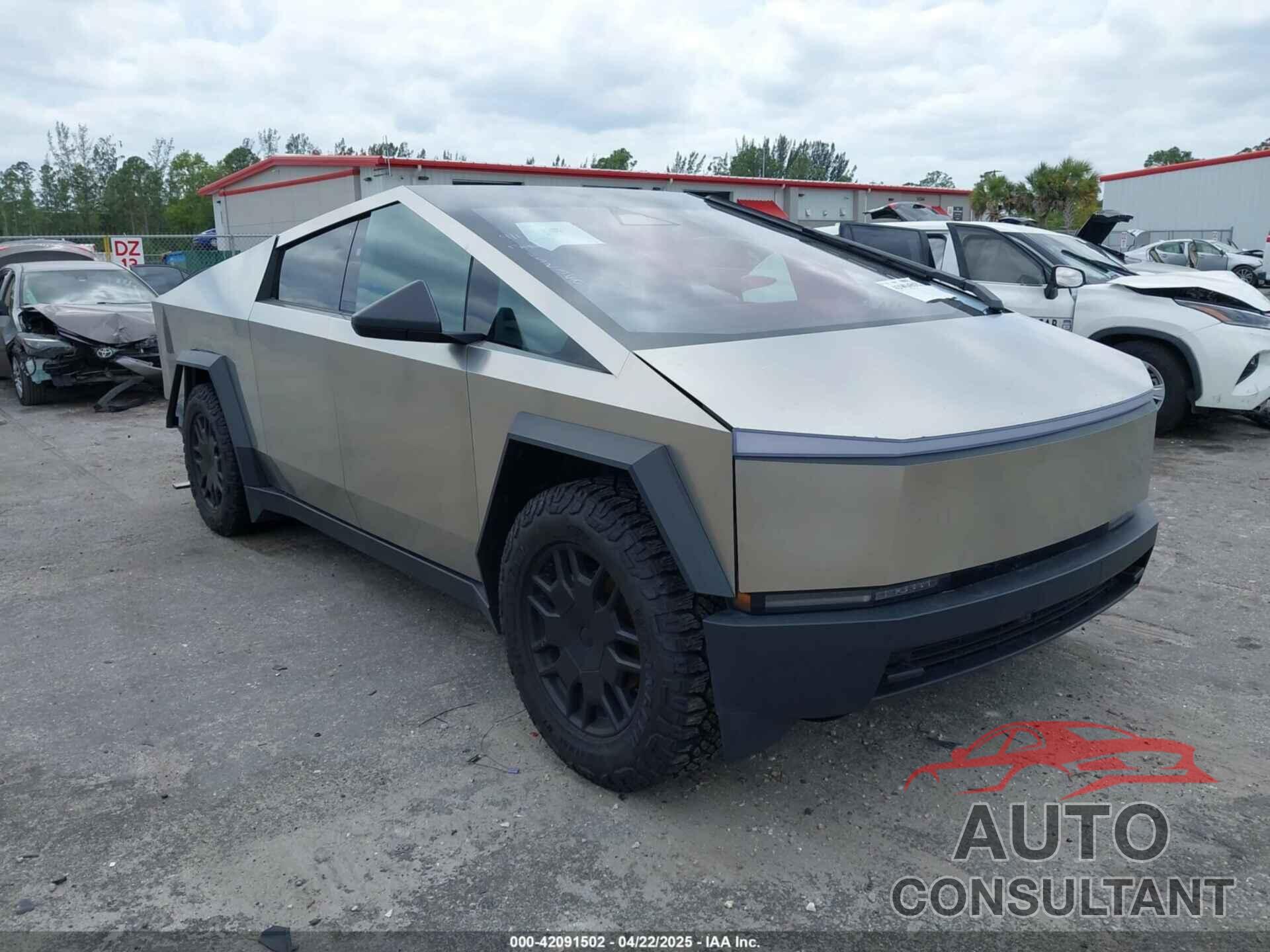 TESLA CYBERTRUCK 2024 - 7G2CEHED5RA001548