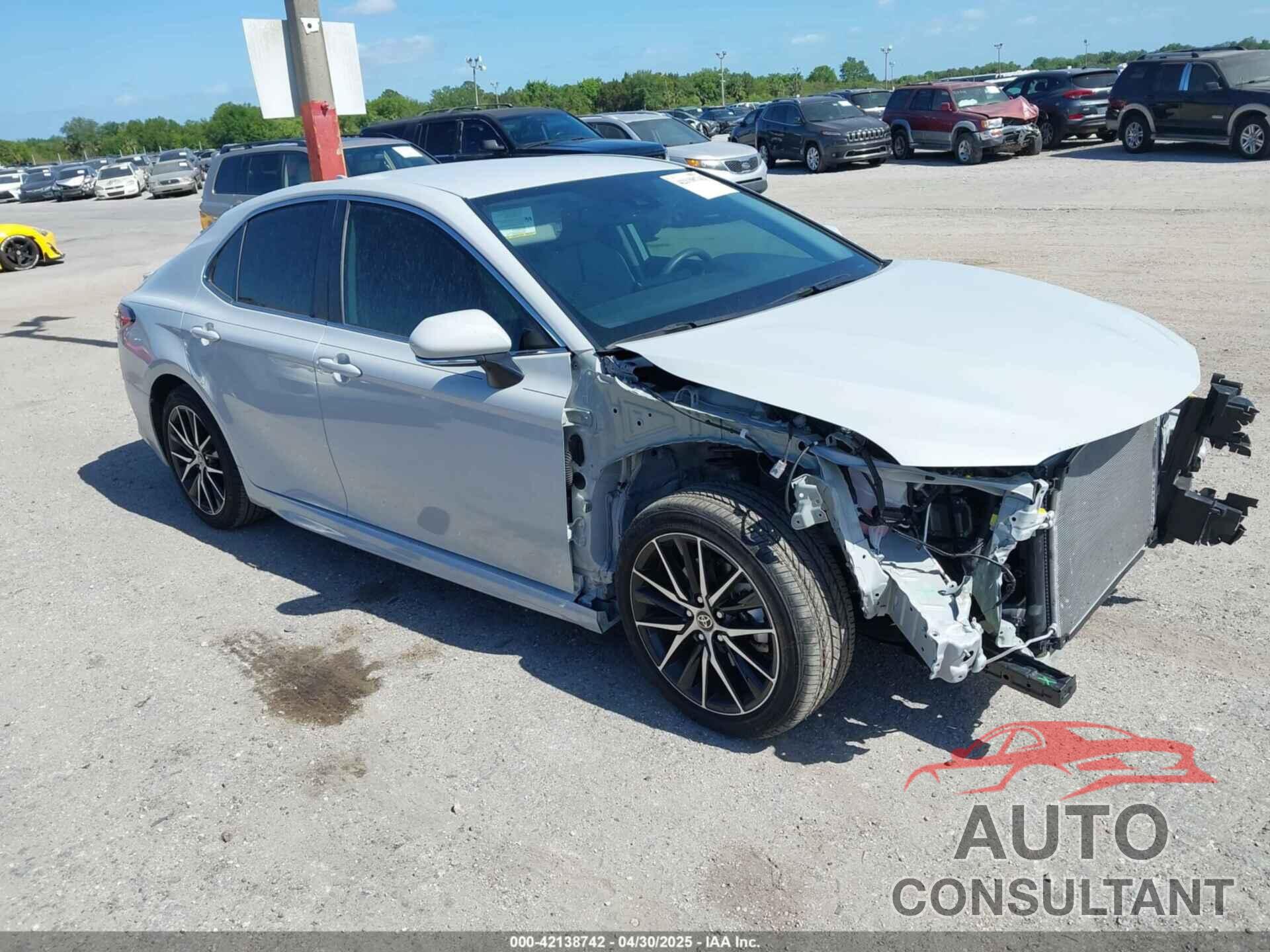 TOYOTA CAMRY 2024 - 4T1T11AK1RU242572