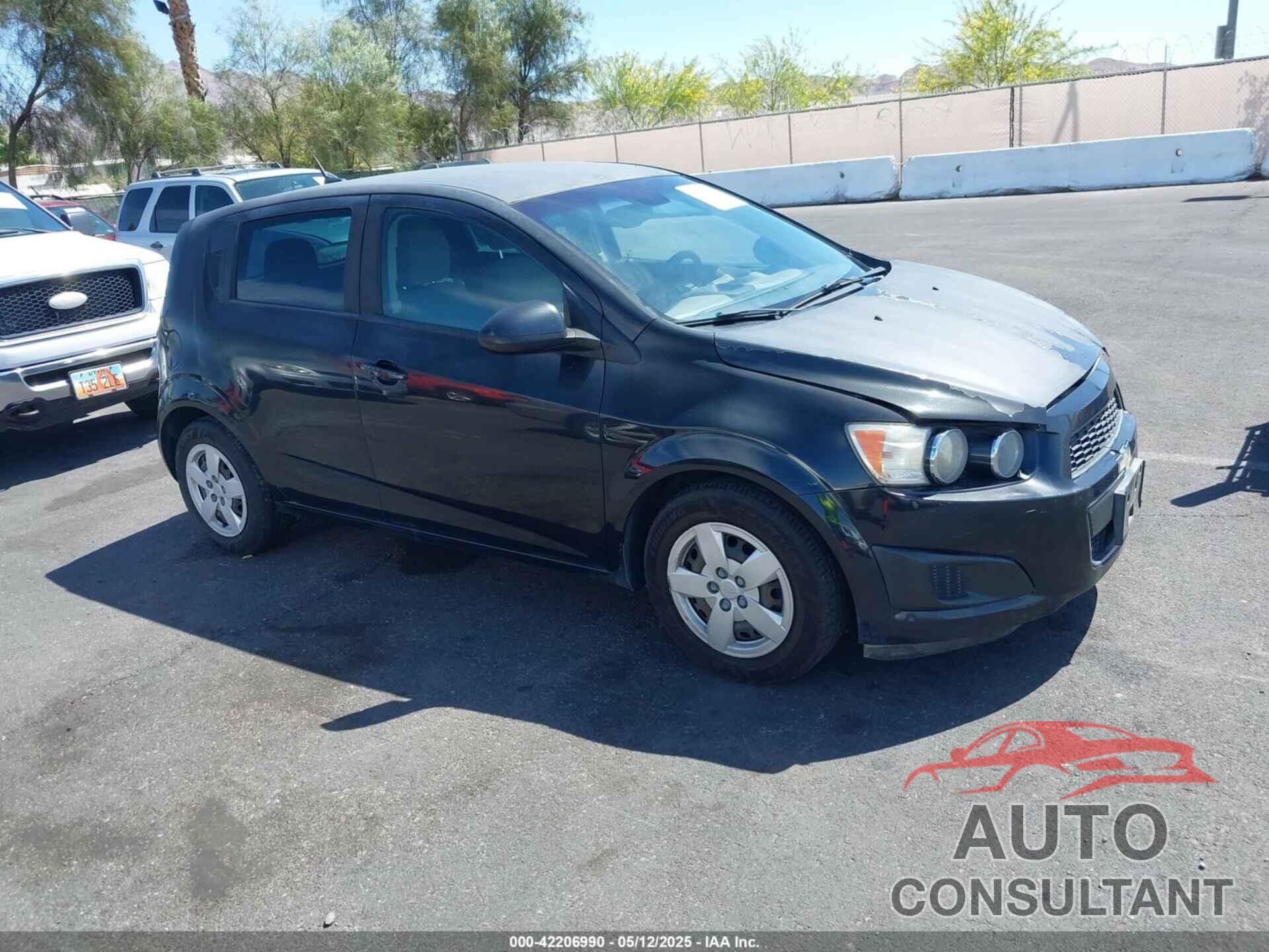 CHEVROLET SONIC 2013 - 1G1JB6SGXD4119046