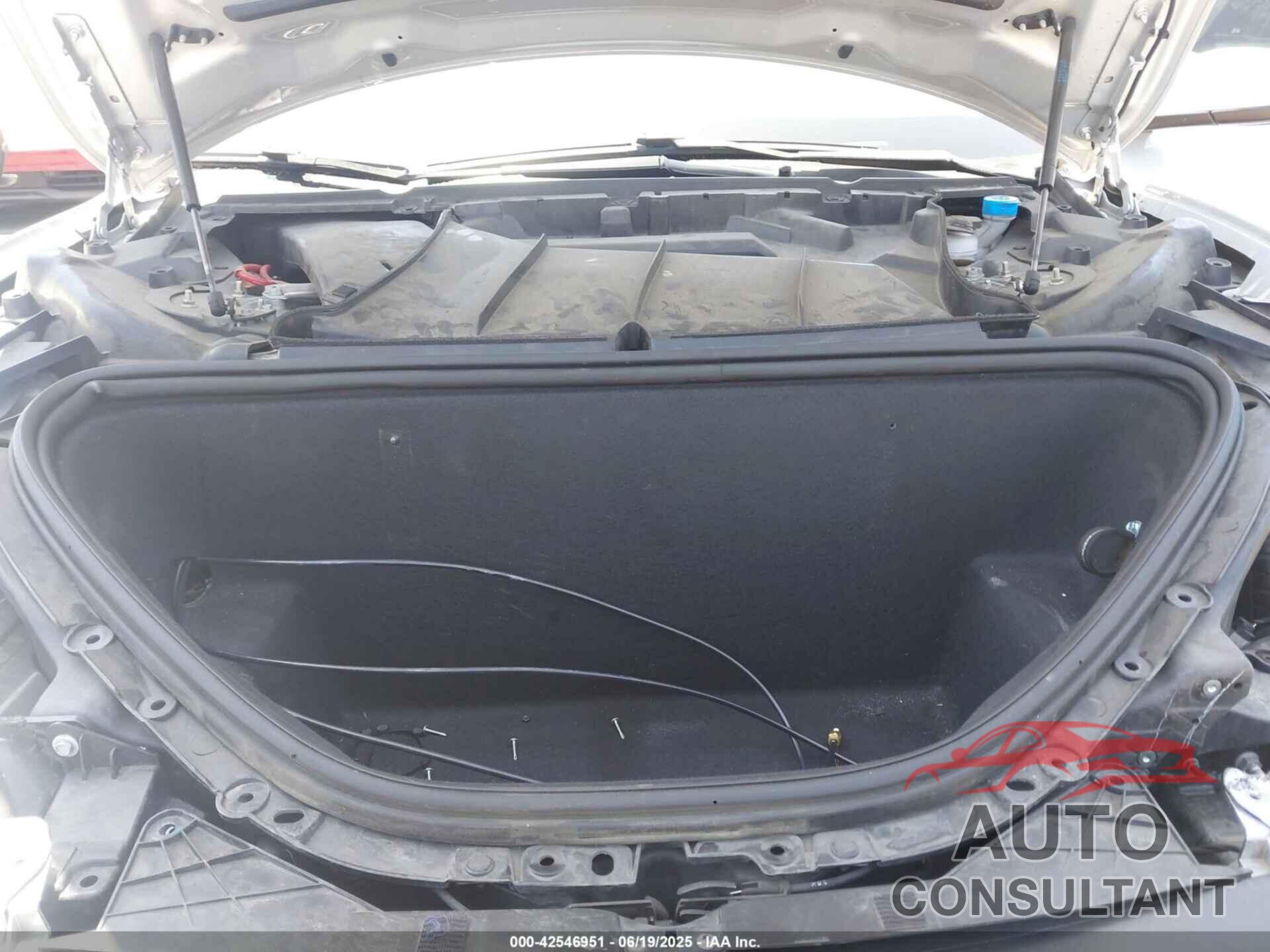 TESLA MODEL S 2016 - 5YJSA1E18GF175976
