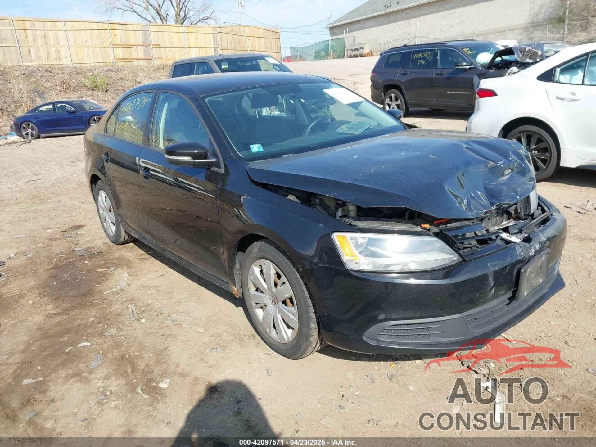 VOLKSWAGEN JETTA 2011 - 3VWBX7AJ8BM351448