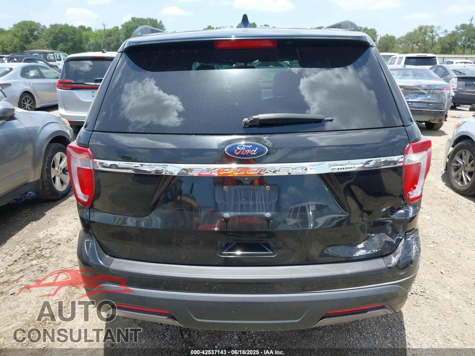 FORD EXPLORER 2018 - 1FM5K7B85JGB55613