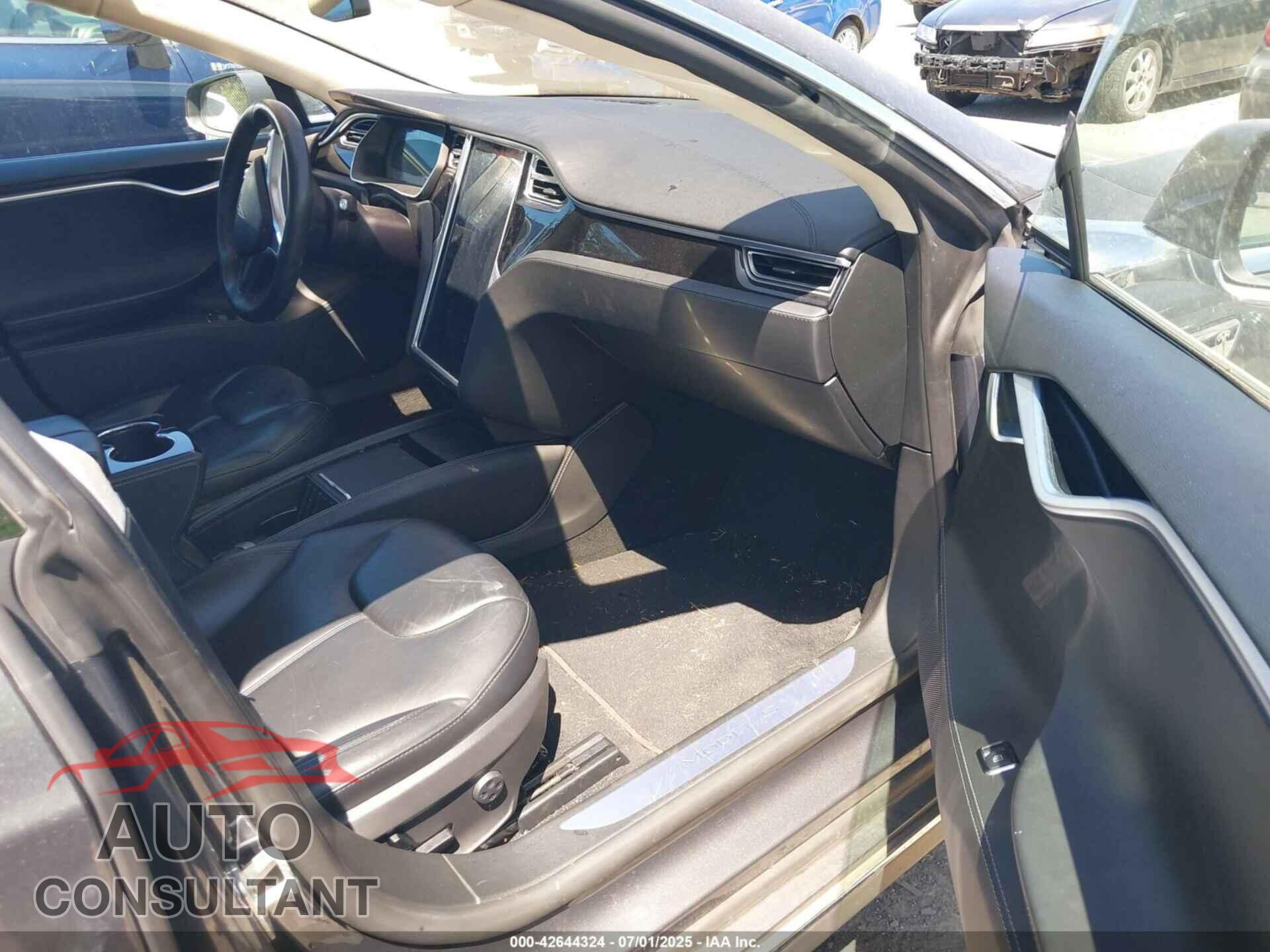 TESLA MODEL S 2015 - 5YJSA1H19FF080398