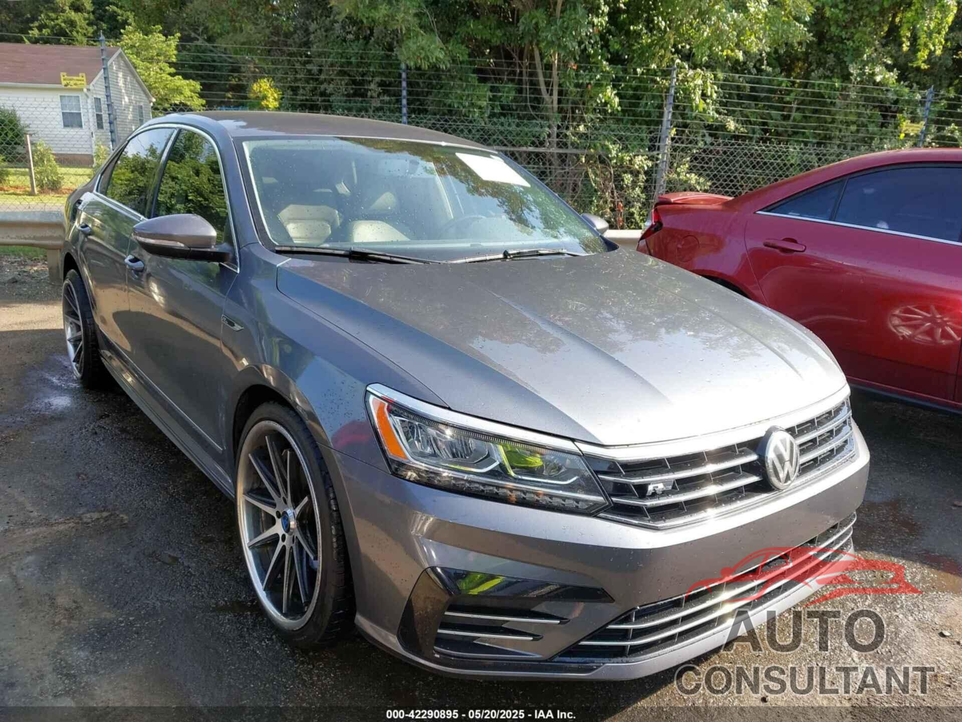 VOLKSWAGEN PASSAT 2017 - 1VWDT7A38HC047116