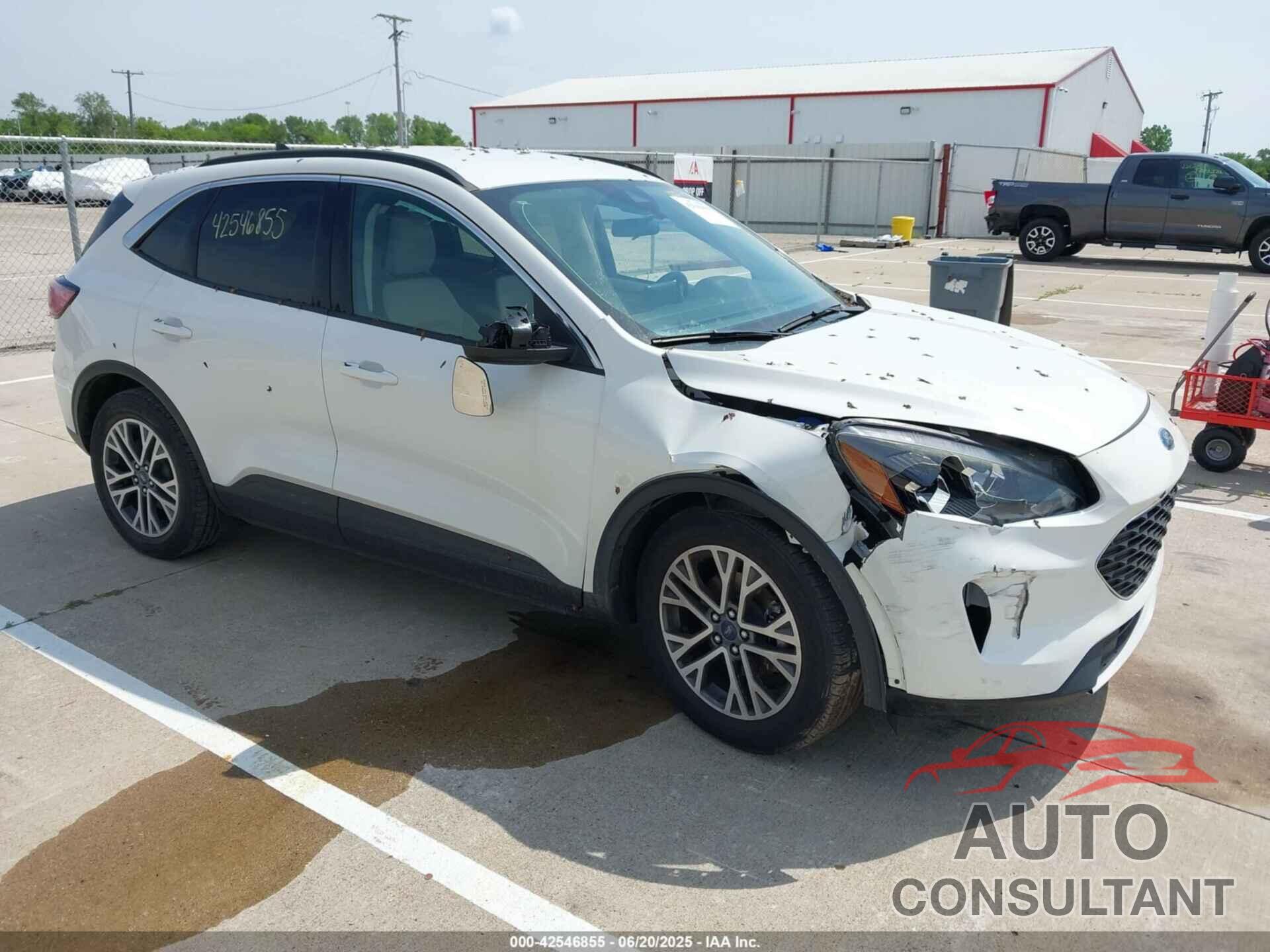 FORD ESCAPE 2020 - 1FMCU0H69LUB20401