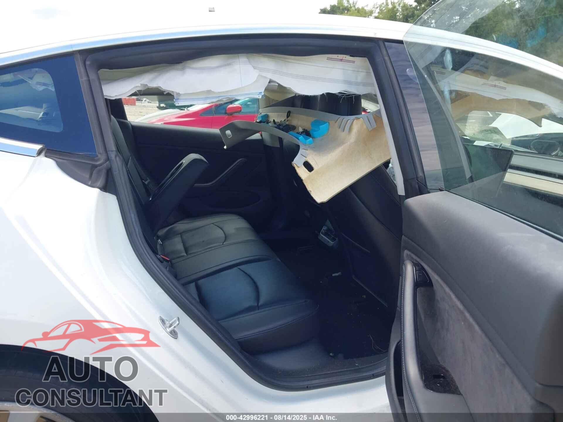 TESLA MODEL 3 2017 - 5YJ3E1EA8HF003747