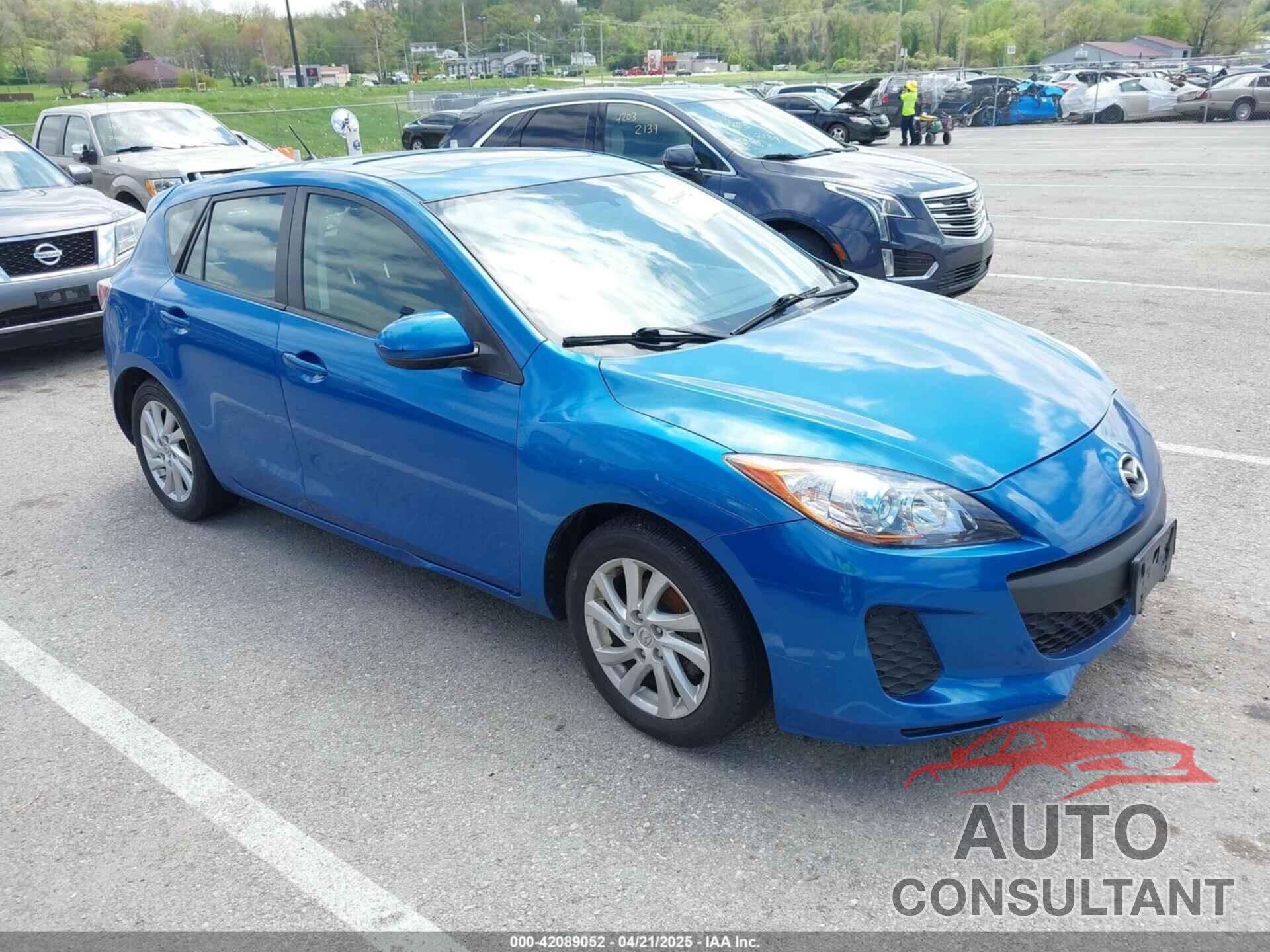 MAZDA MAZDA3 2012 - JM1BL1L76C1607386