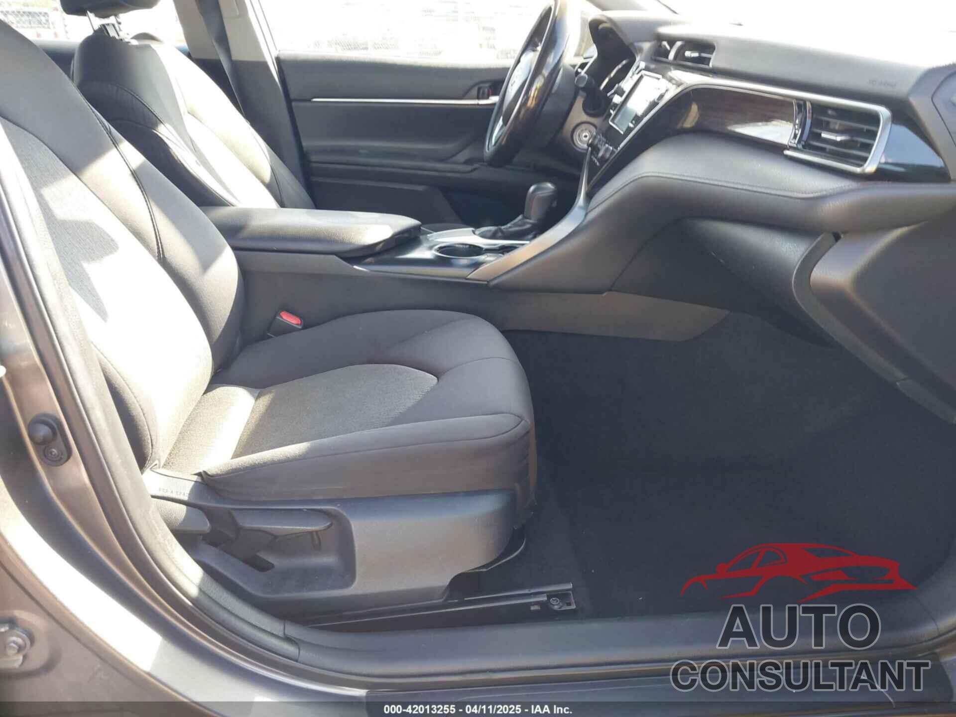 TOYOTA CAMRY 2019 - 4T1B11HK4KU254853