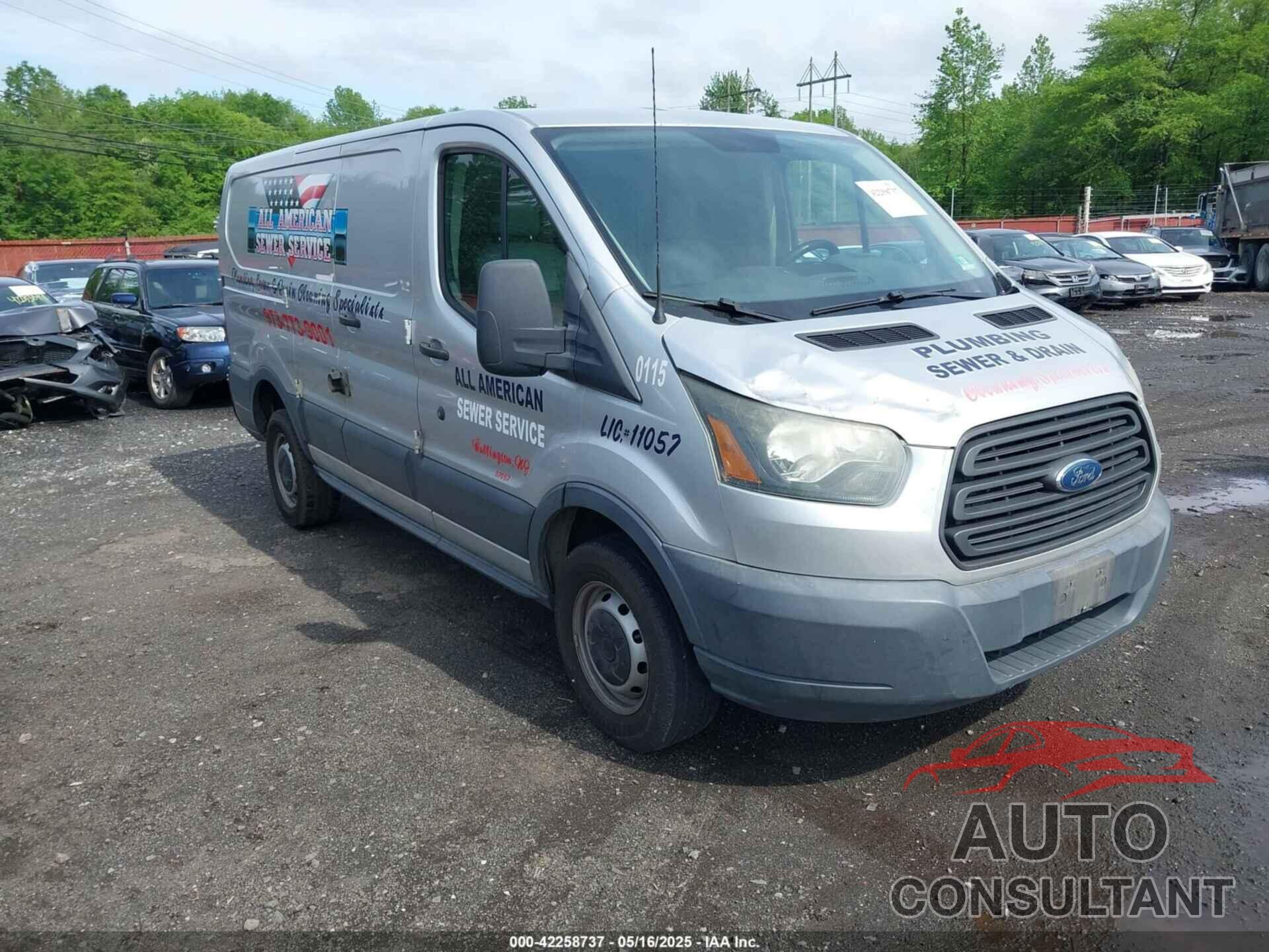 FORD TRANSIT-250 2015 - 1FTNR1ZM5FKA40014