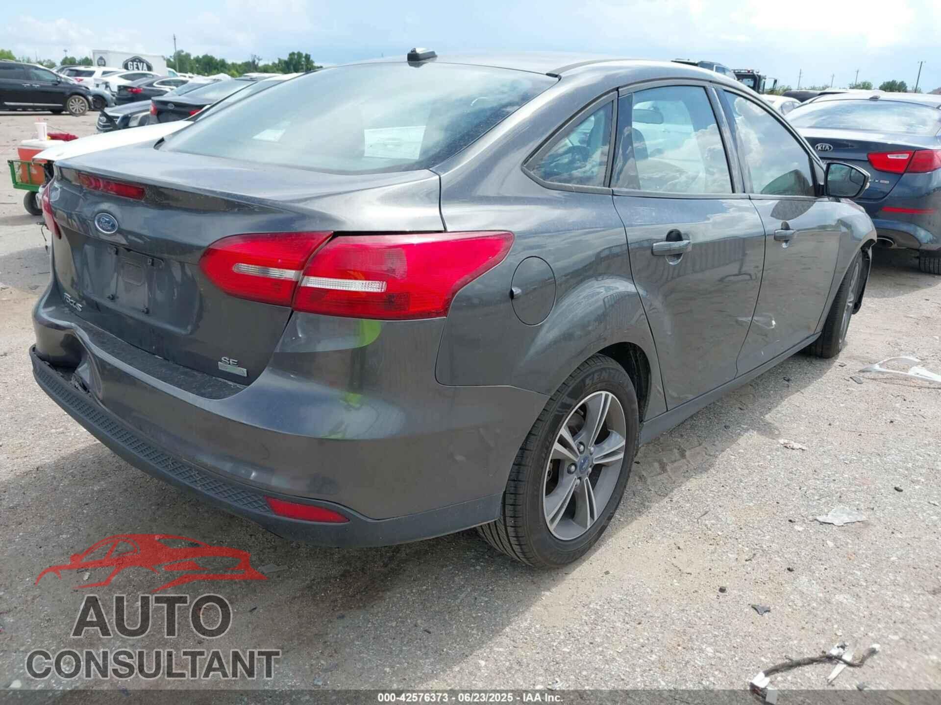 FORD FOCUS 2017 - 1FADP3FE4HL256952