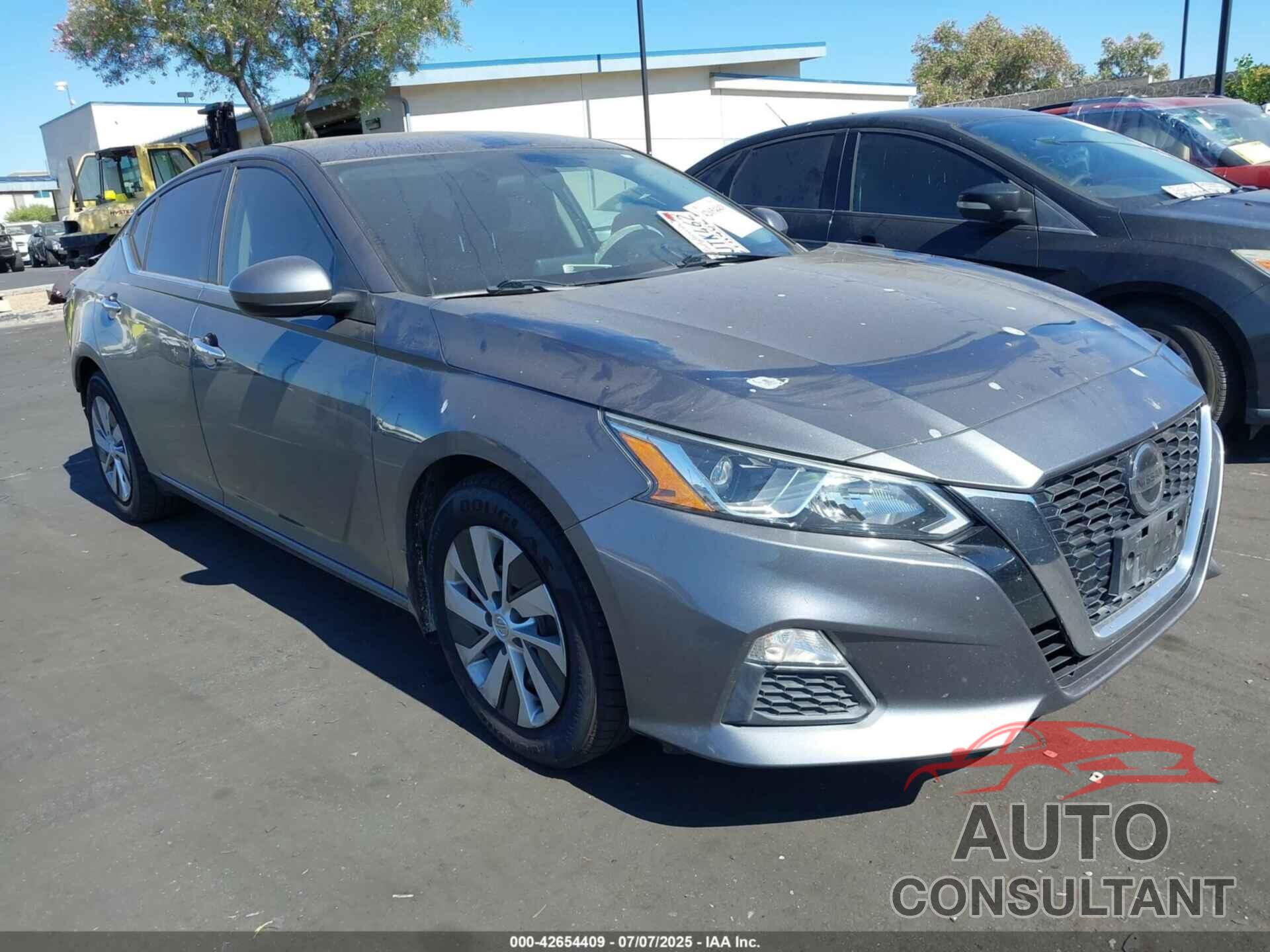 NISSAN ALTIMA 2019 - 1N4BL4BV8KN306309