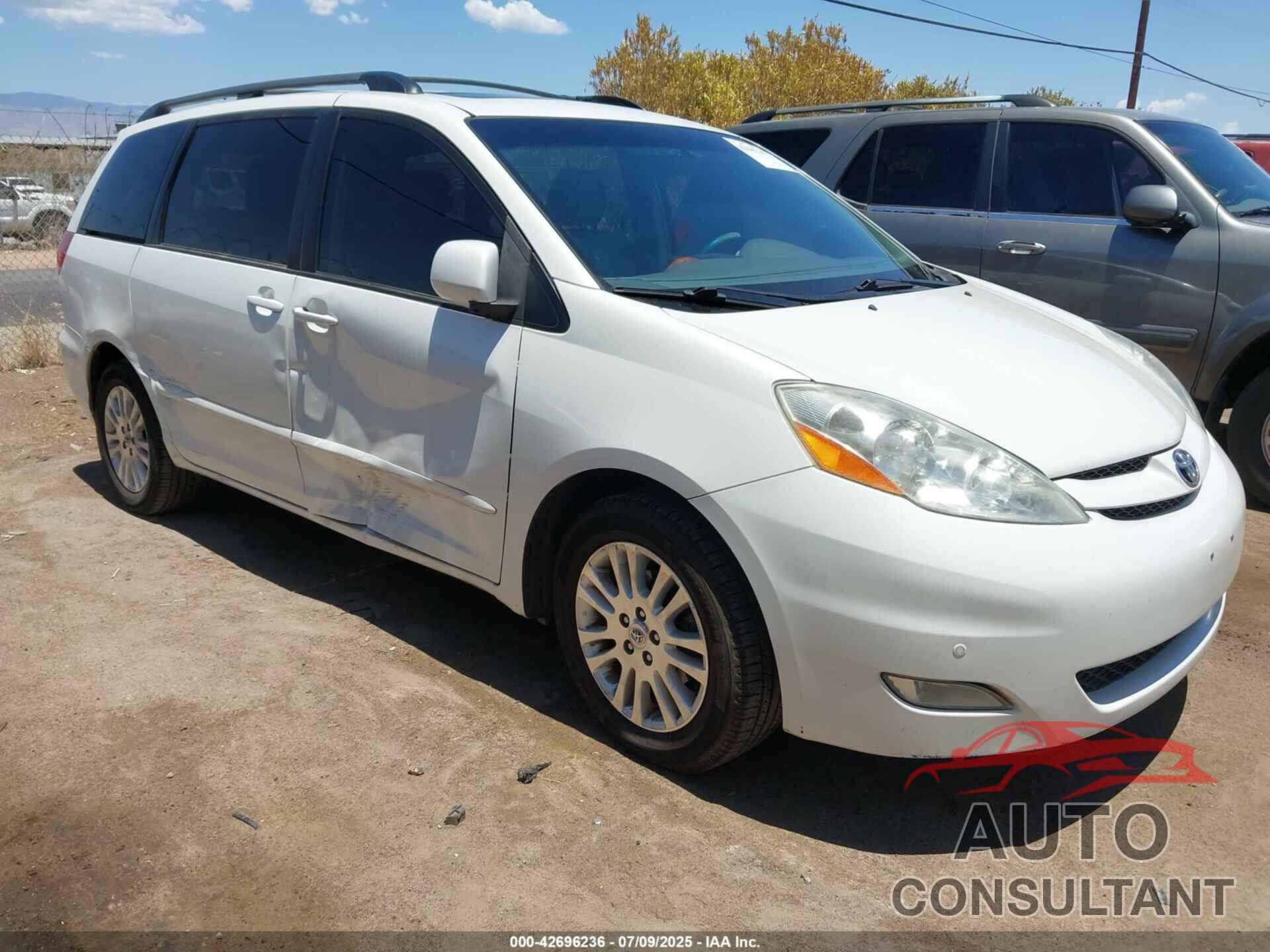 TOYOTA SIENNA 2010 - 5TDYK4CC2AS341182