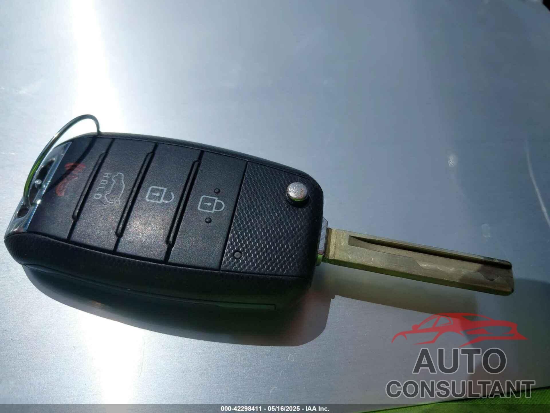 KIA SORENTO 2019 - 5XYPG4A38KG550585
