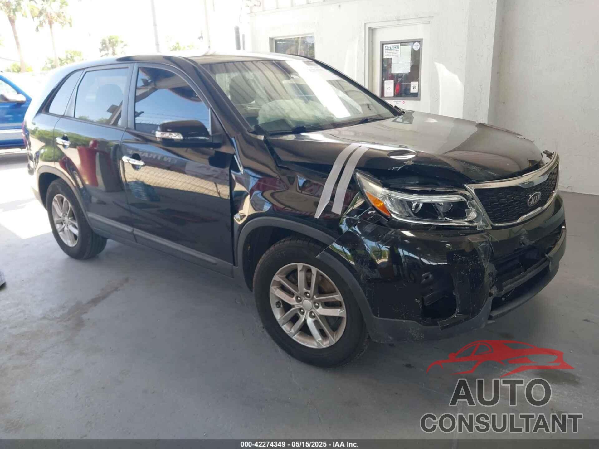 KIA SORENTO 2015 - 5XYKT3A63FG661108