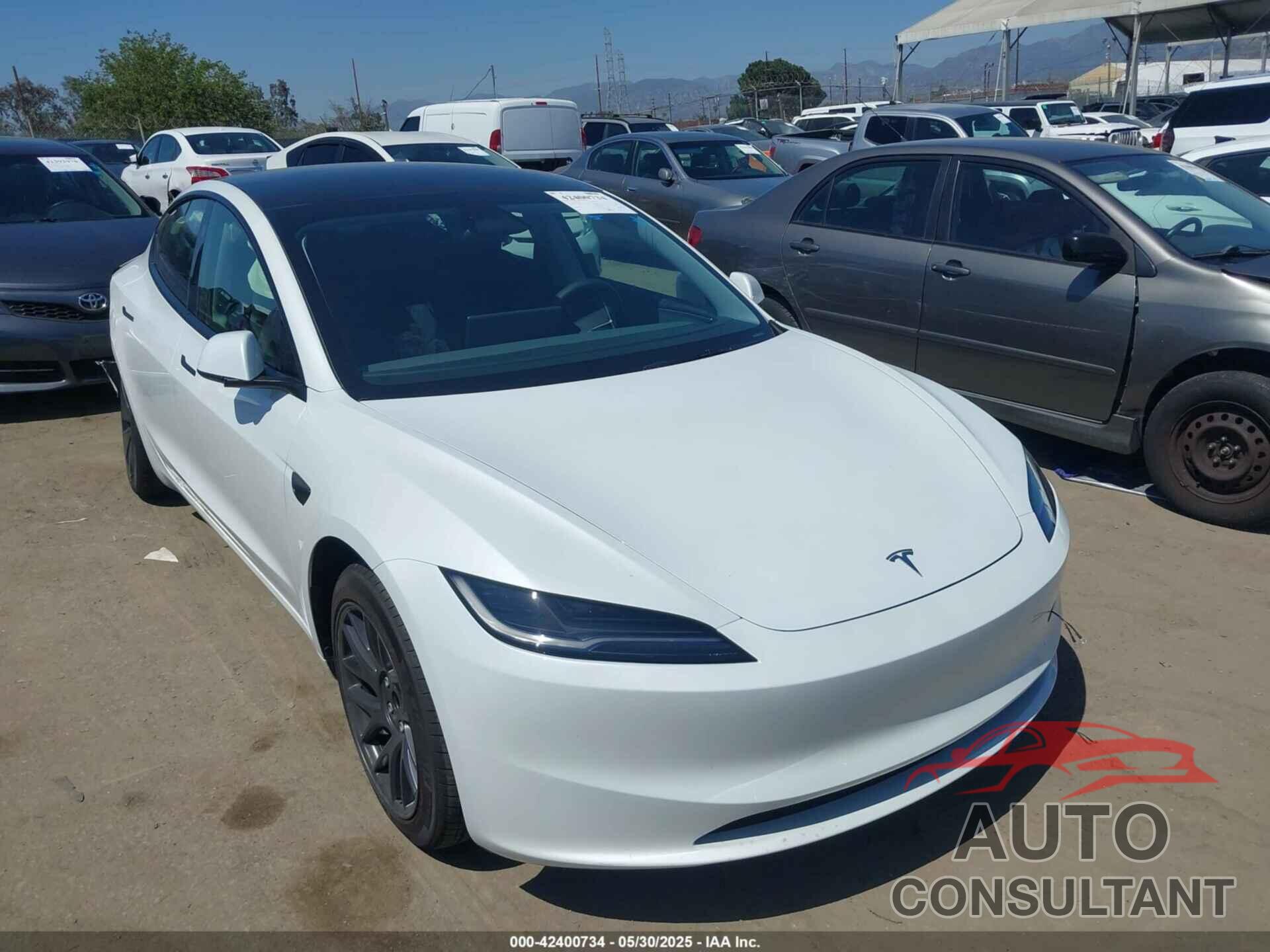 TESLA MODEL 3 2025 - 5YJ3E1EAXSF885110
