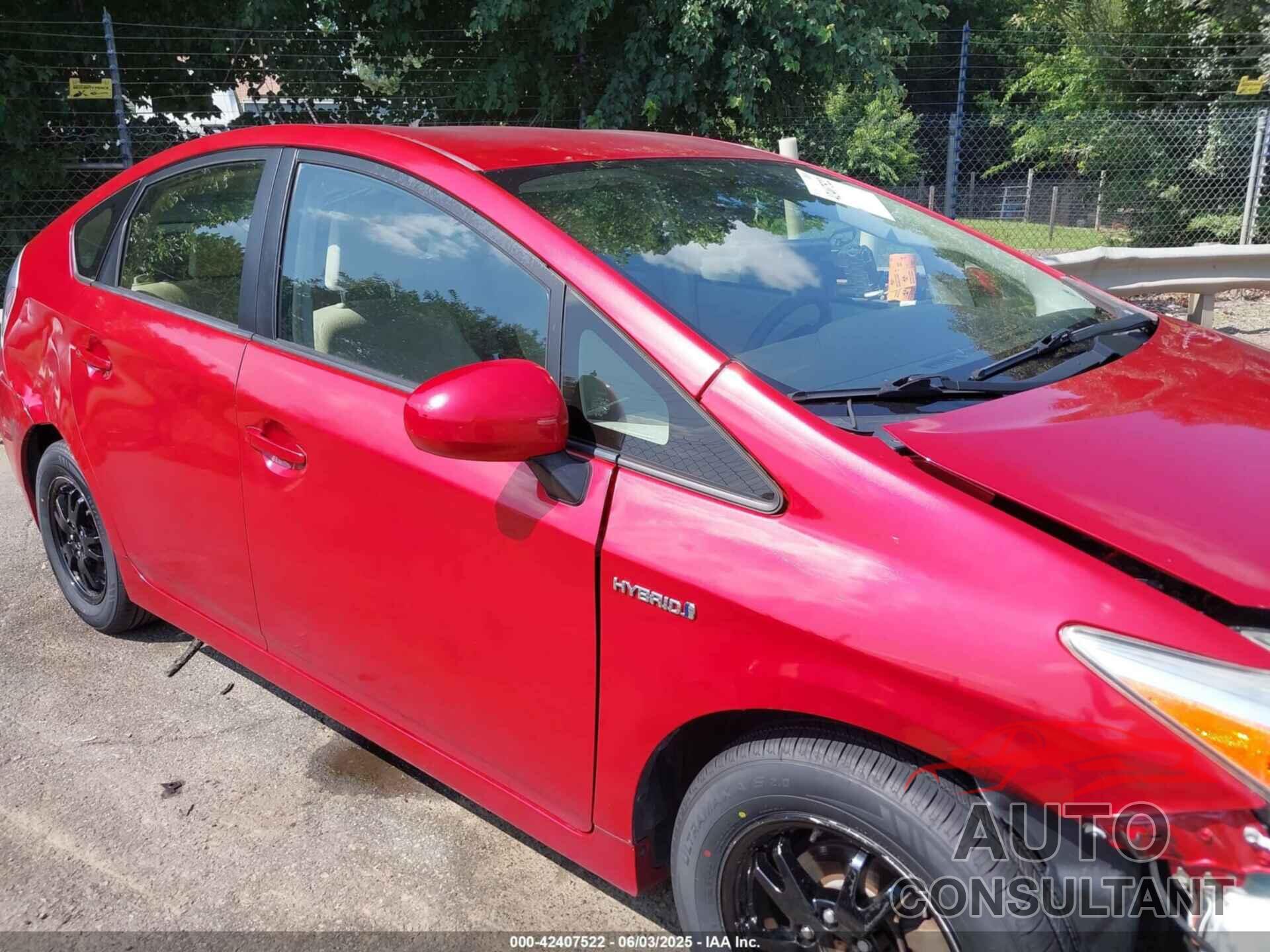 TOYOTA PRIUS 2015 - JTDKN3DU6F1982208