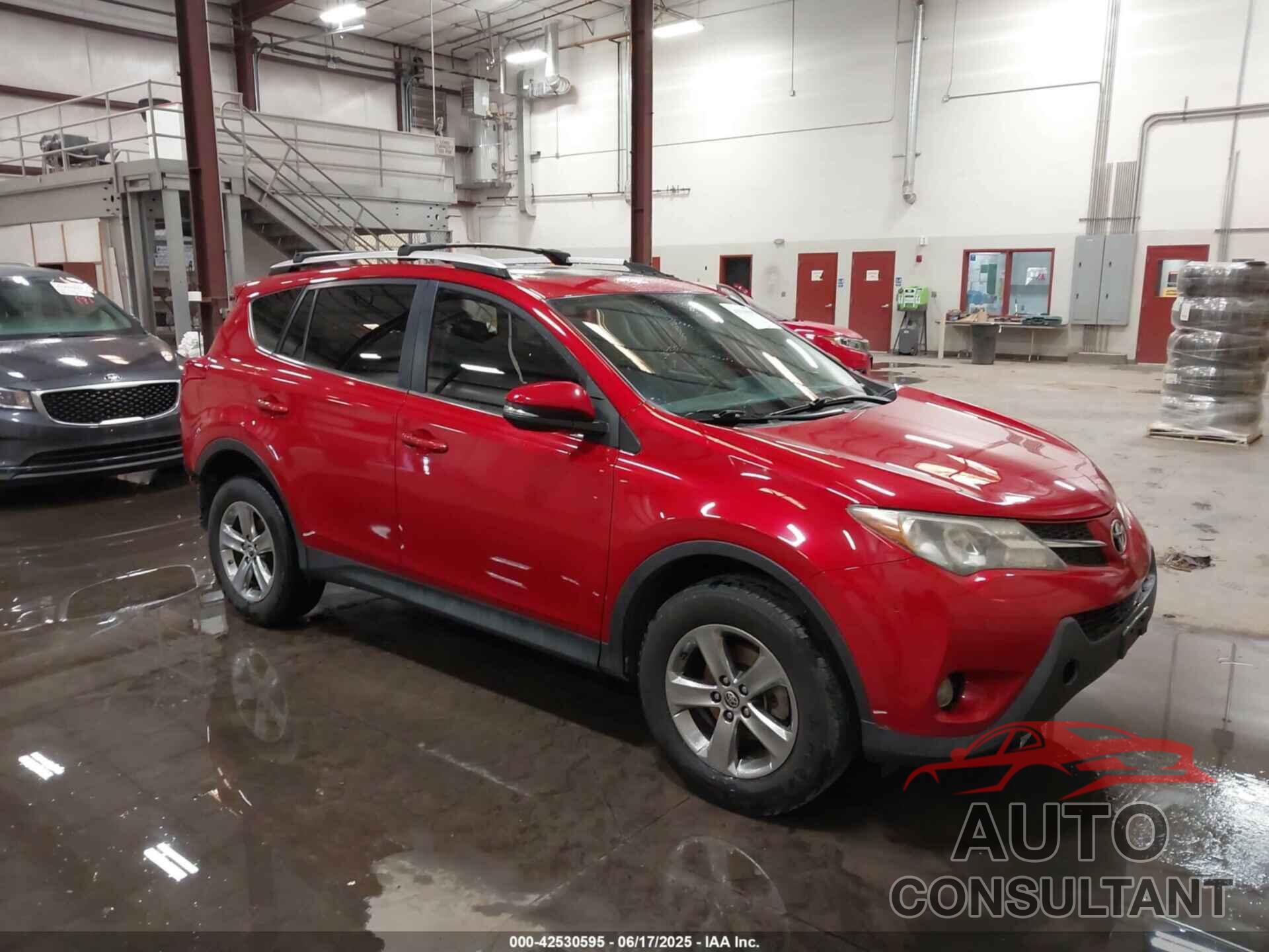 TOYOTA RAV4 2015 - JTMRFREV6FD146581