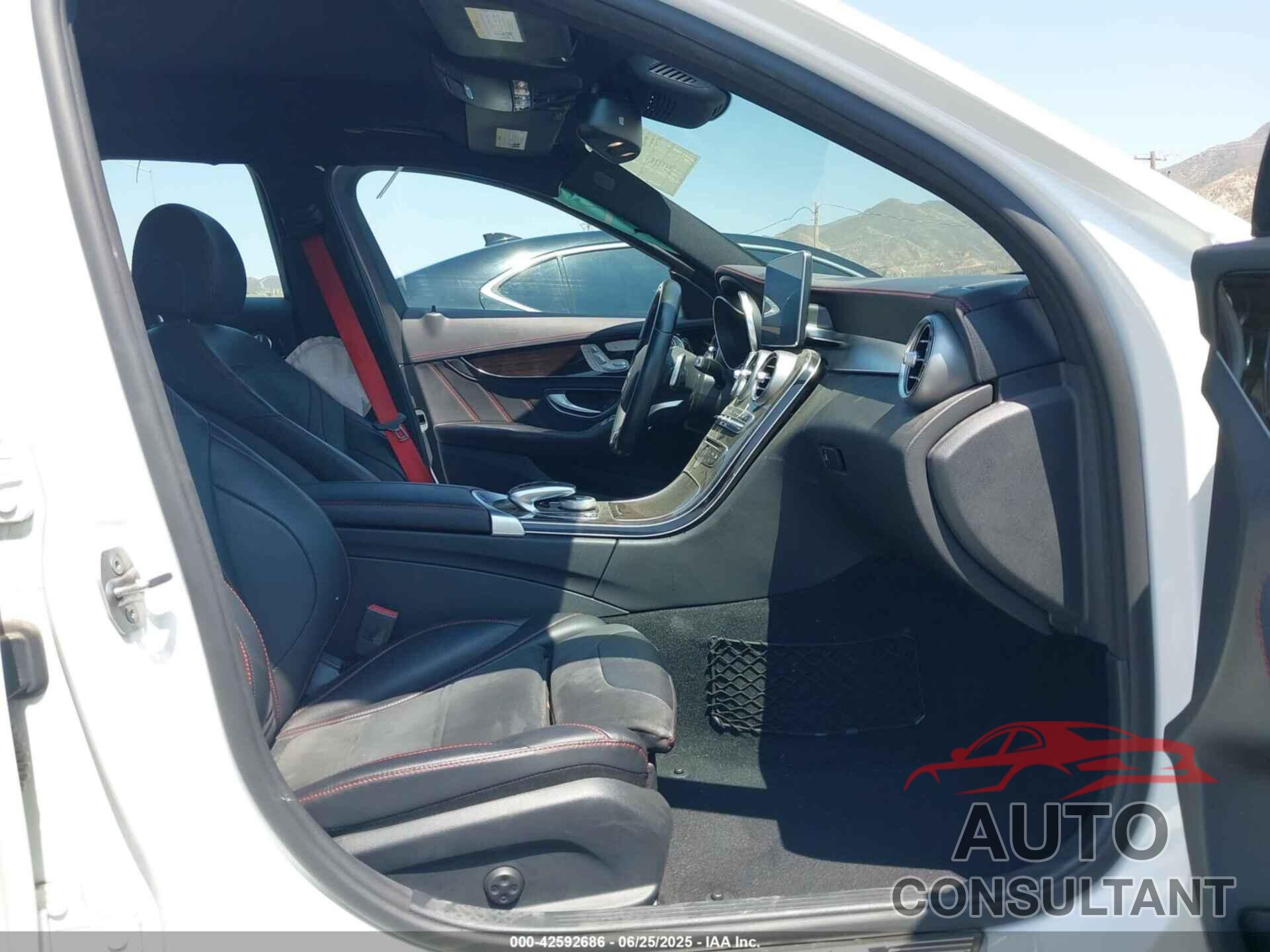 MERCEDES-BENZ AMG C 43 2017 - 55SWF6EBXHU194912