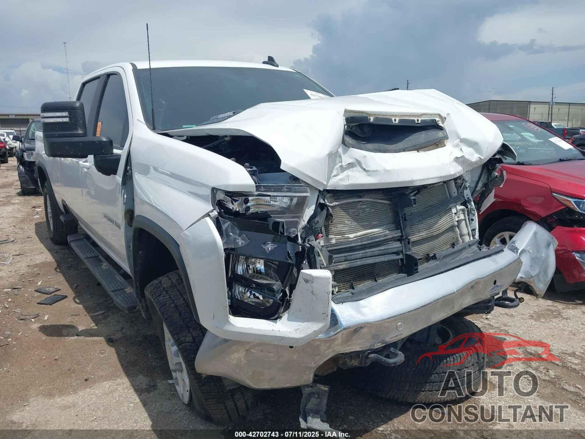 CHEVROLET SILVERADO 2500HD 2022 - 1GC1YNEY1NF188086
