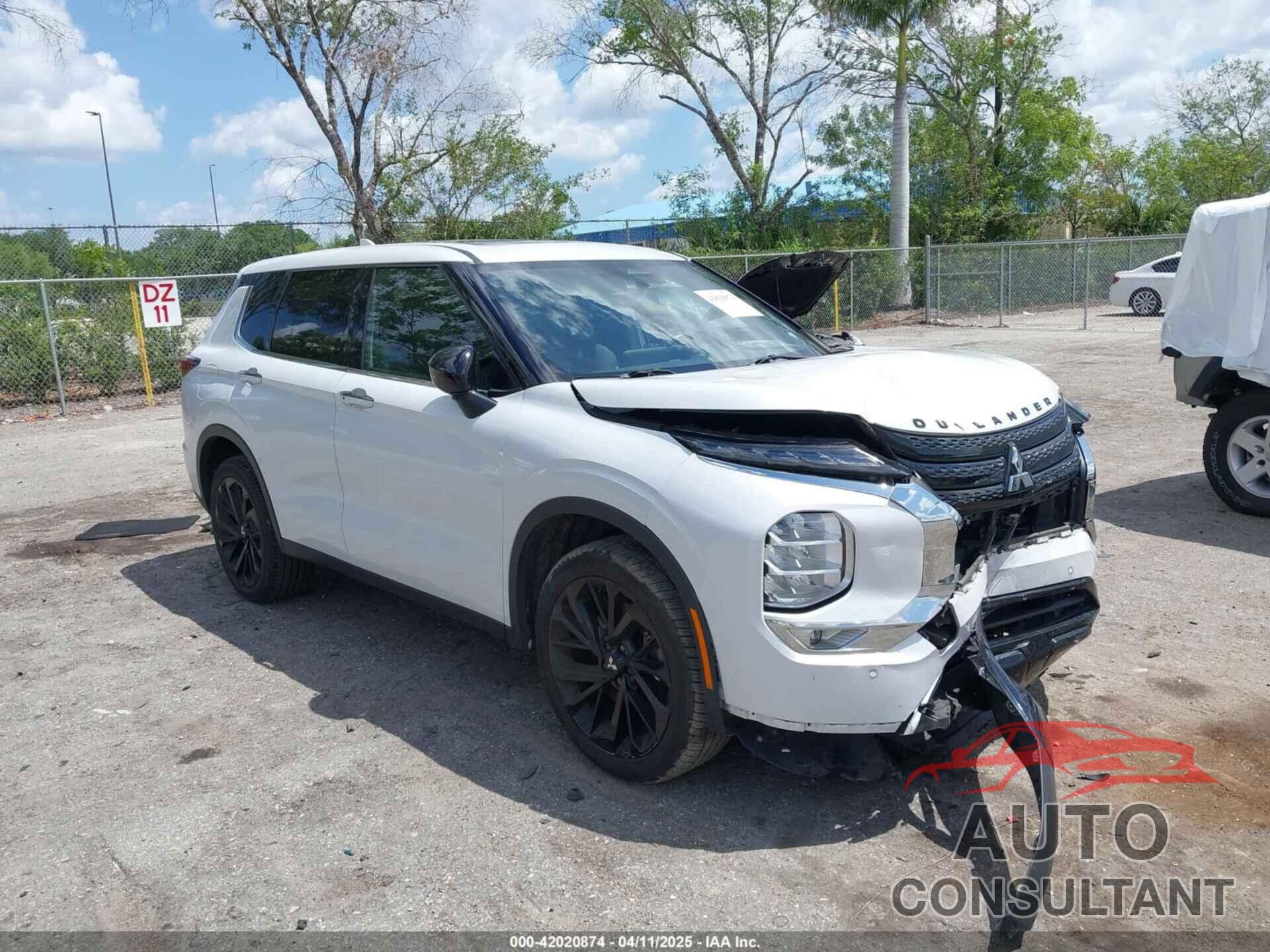 MITSUBISHI OUTLANDER 2022 - JA4J3UA85NZ055855